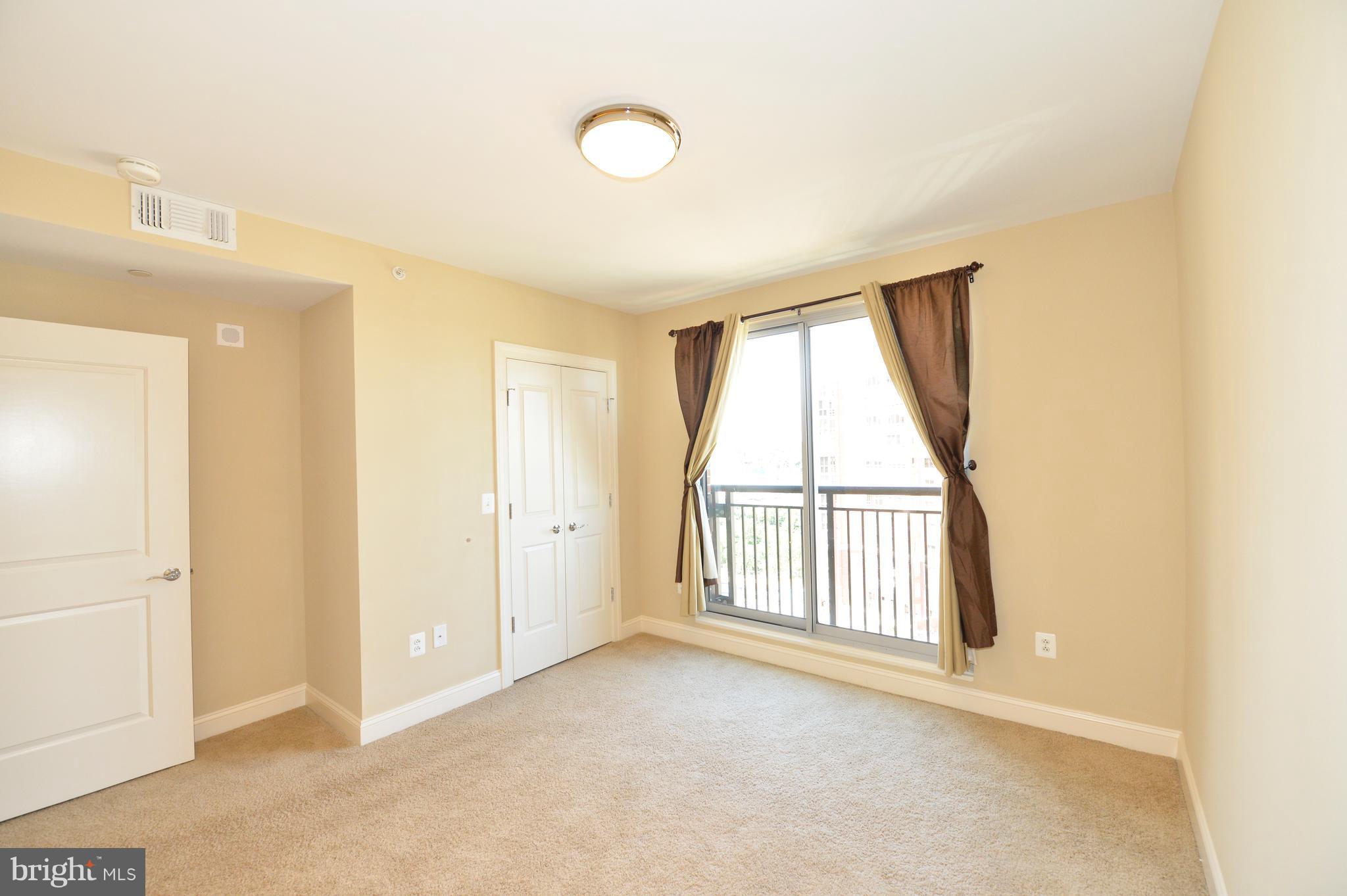 THE JAMIESON - Residential Lease