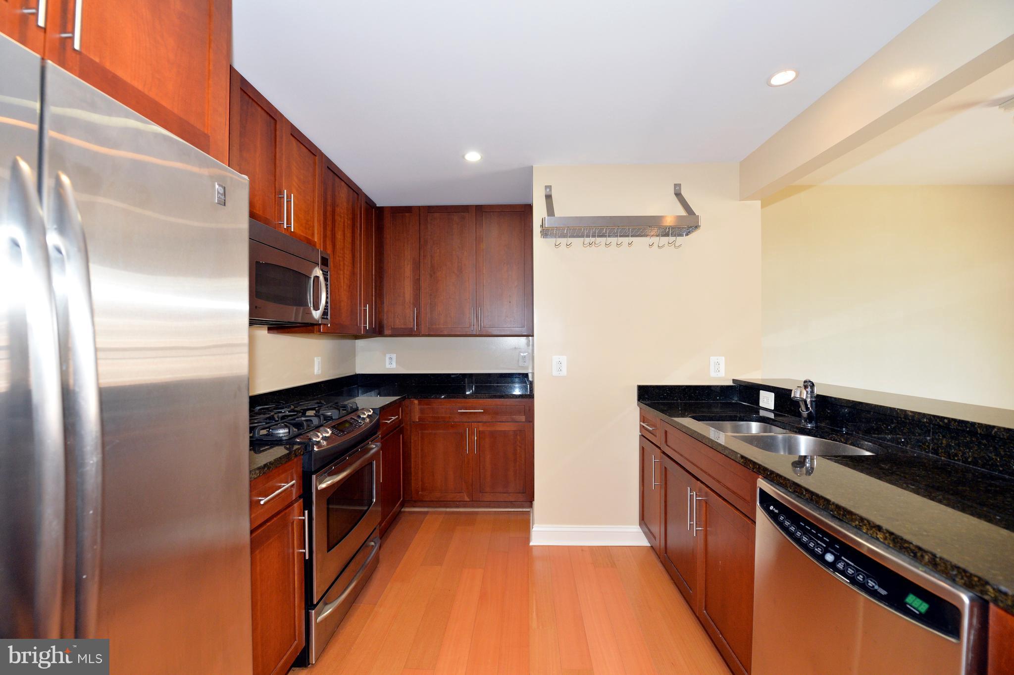 THE JAMIESON - Residential Lease