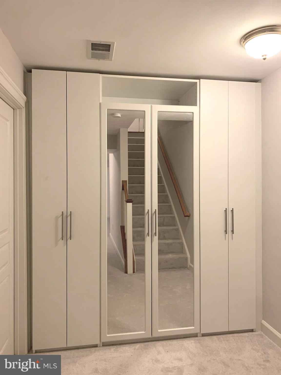 KING FARM BAILEYS COMMON - Residential