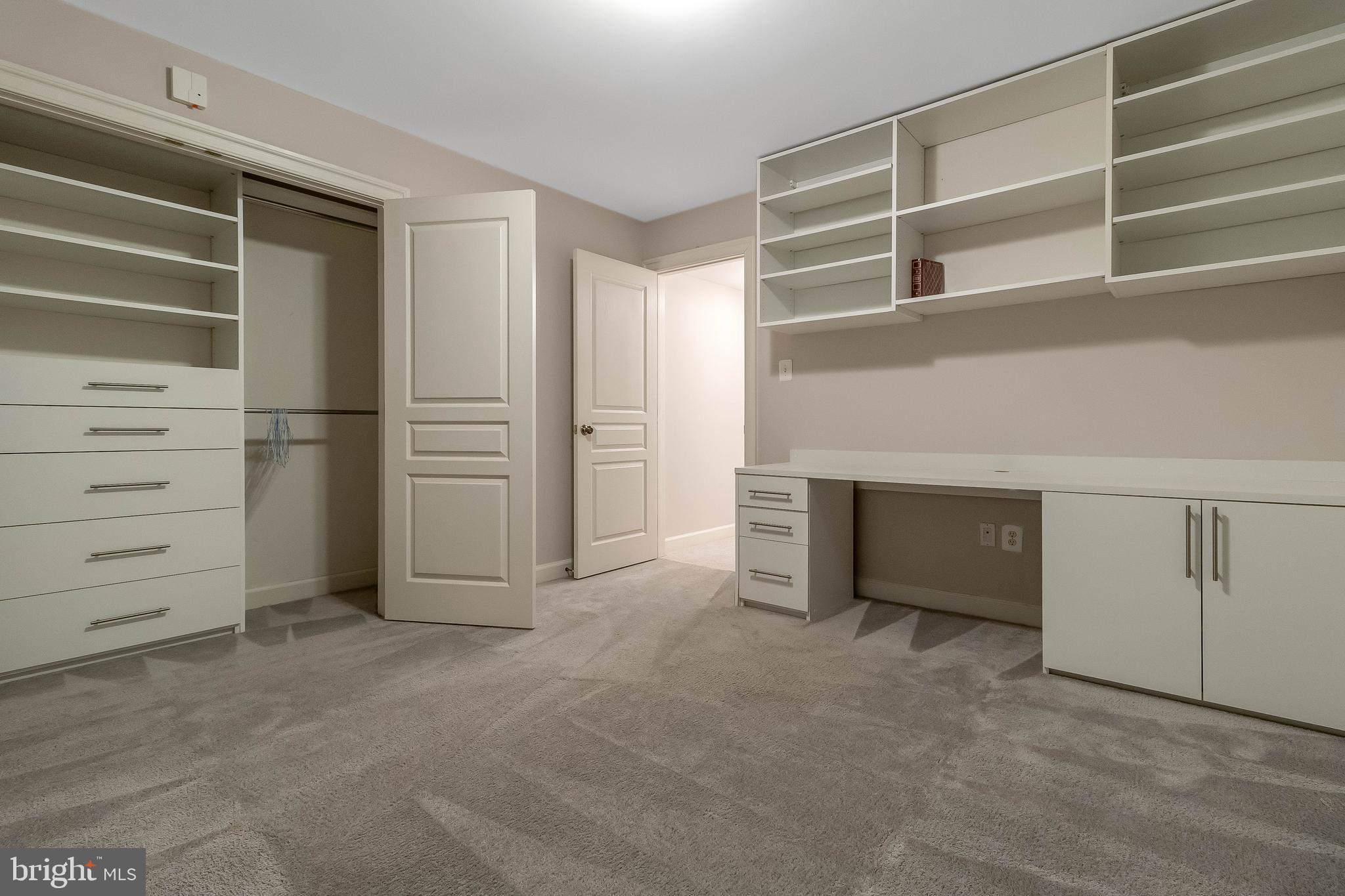 KING FARM BAILEYS COMMON - Residential