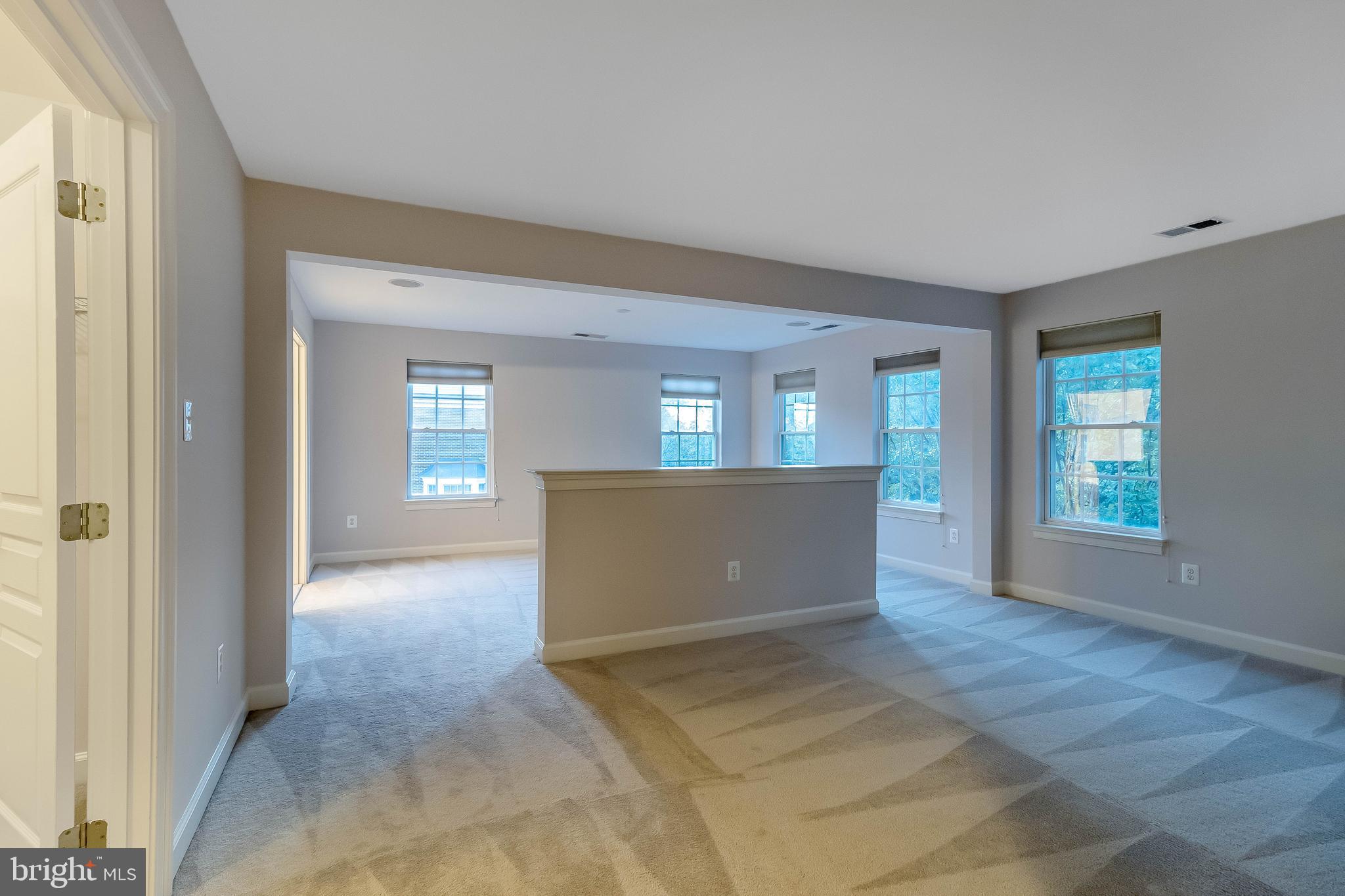 KING FARM BAILEYS COMMON - Residential