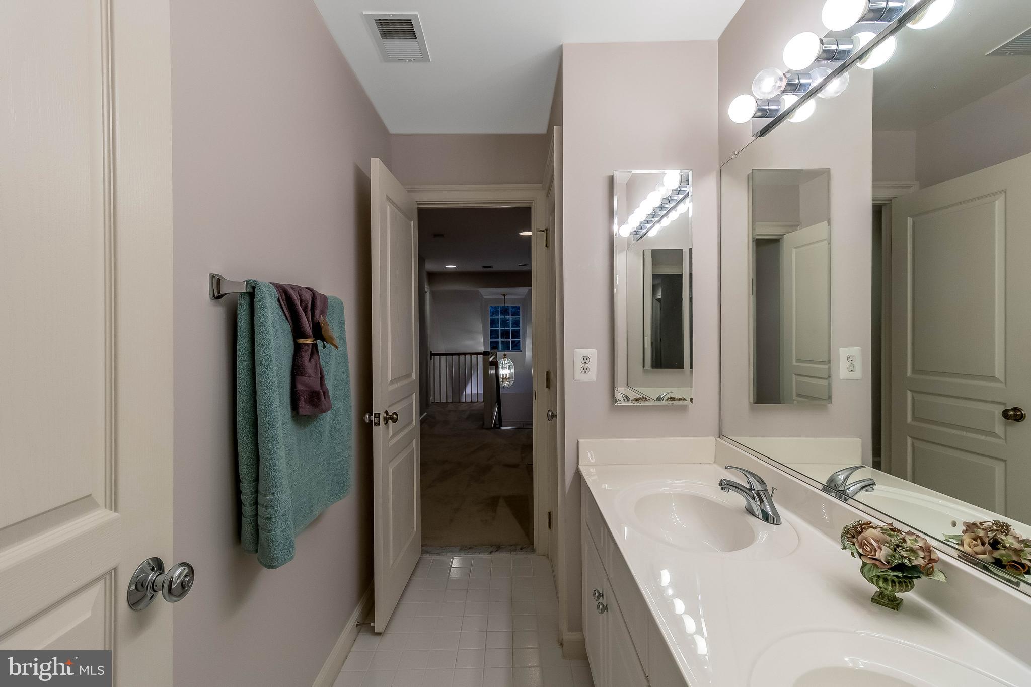 KING FARM BAILEYS COMMON - Residential