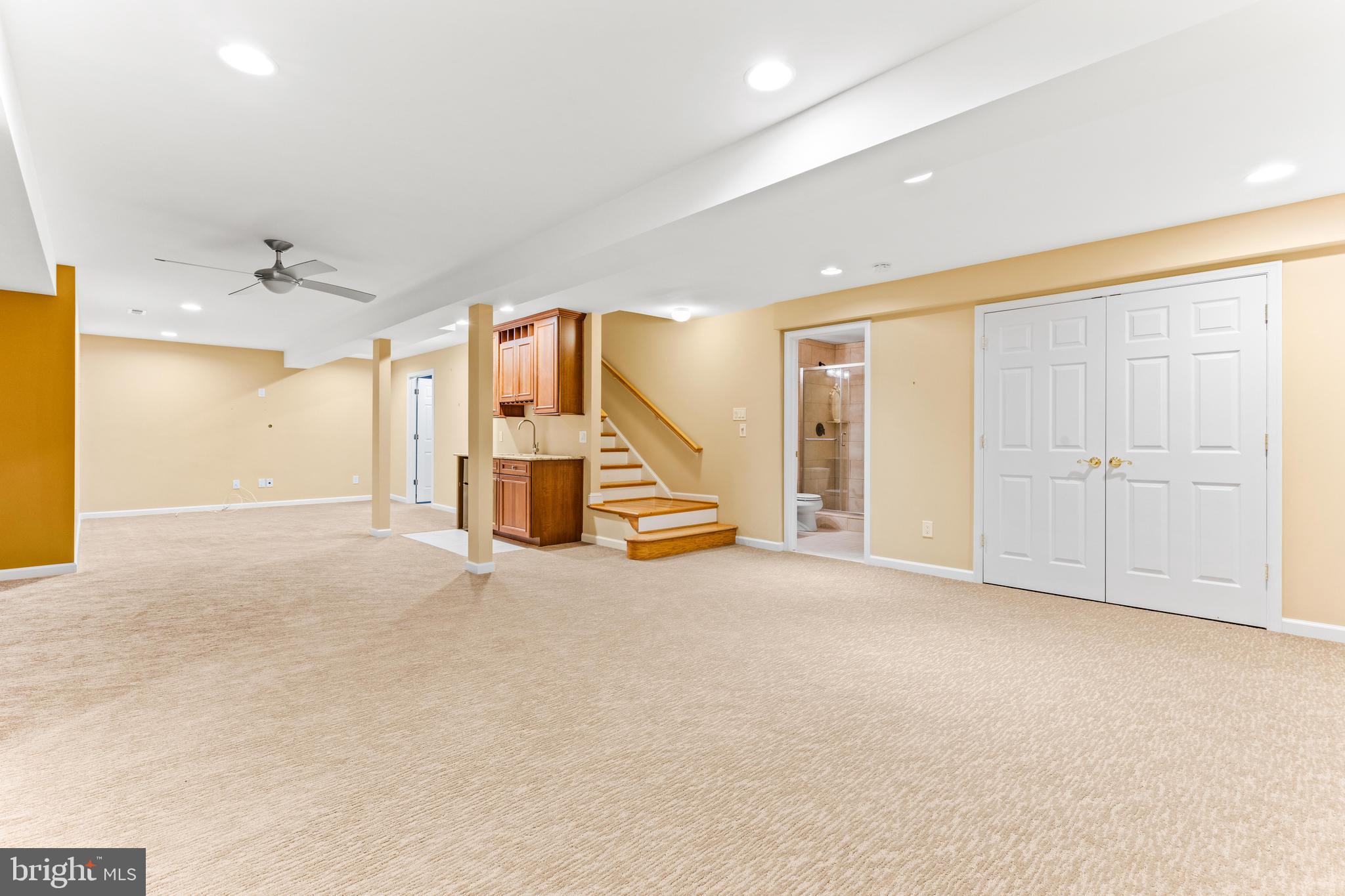 ELLICOTT MEADOWS - Residential