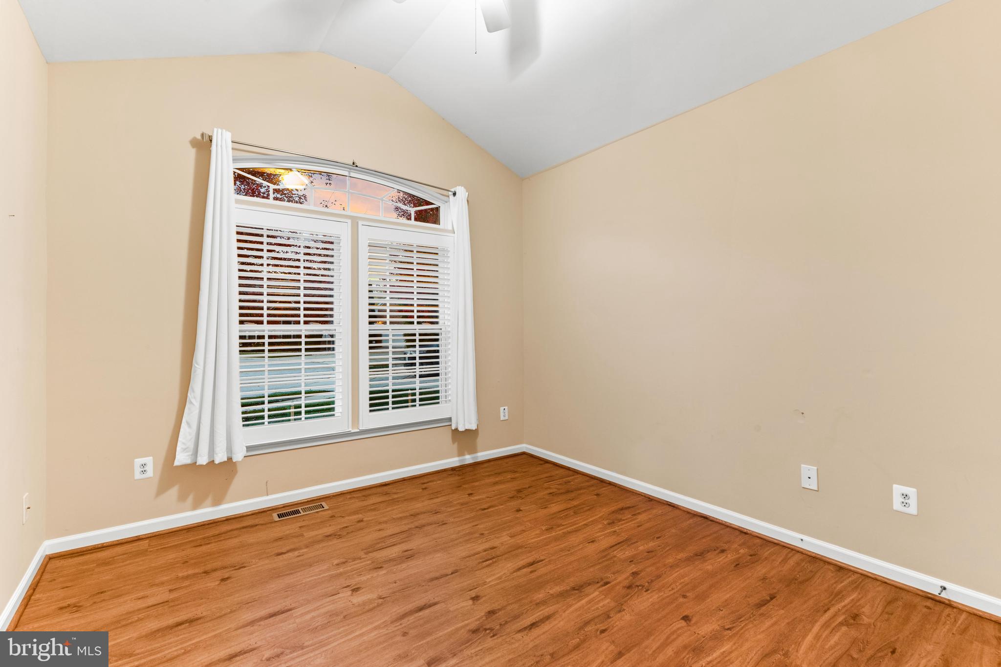 ELLICOTT MEADOWS - Residential