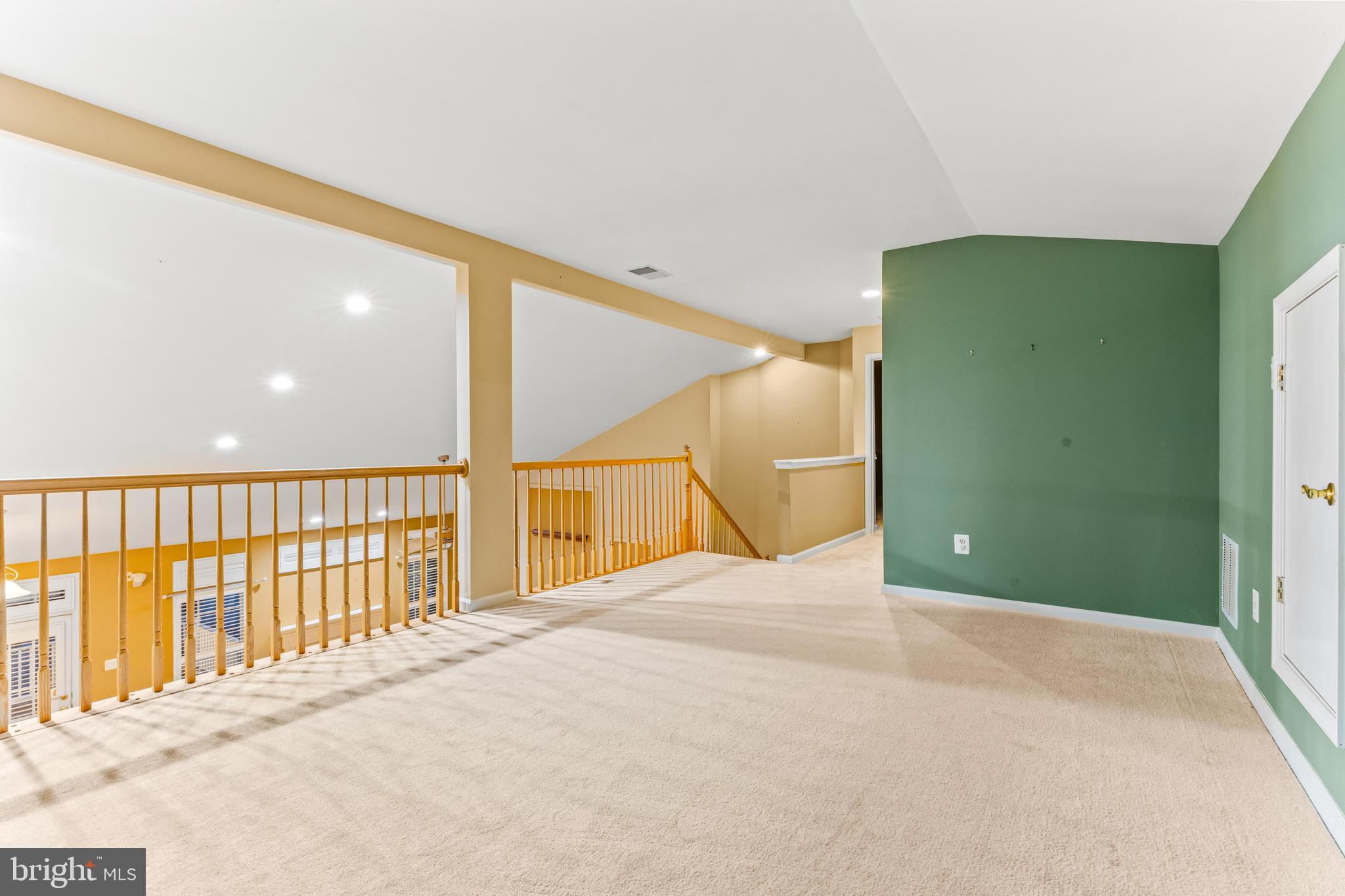 ELLICOTT MEADOWS - Residential