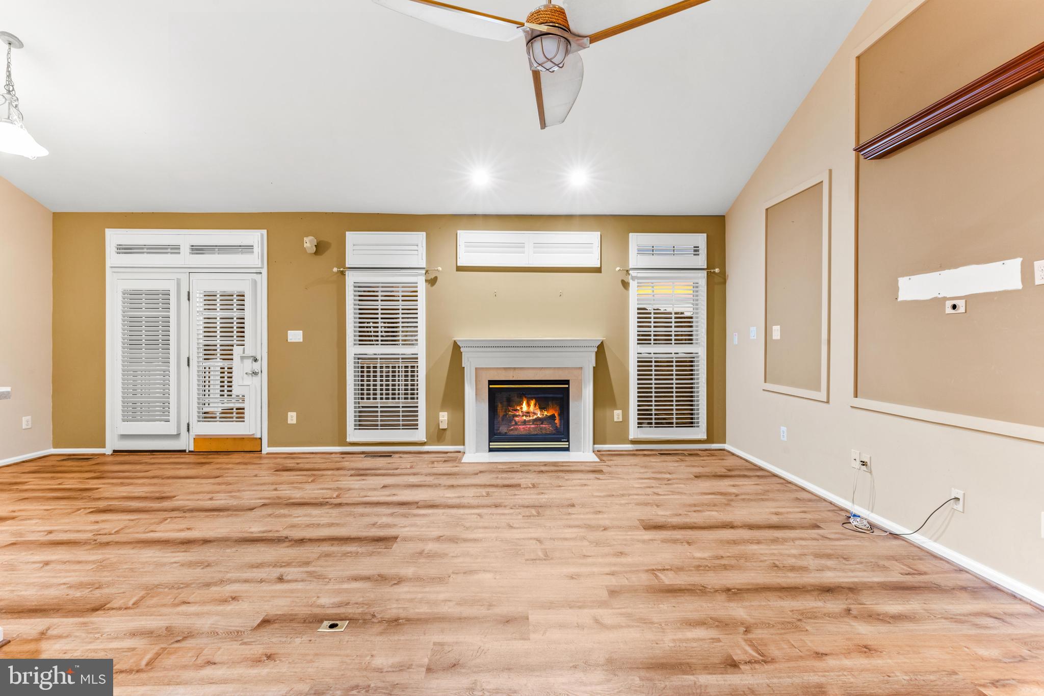 ELLICOTT MEADOWS - Residential