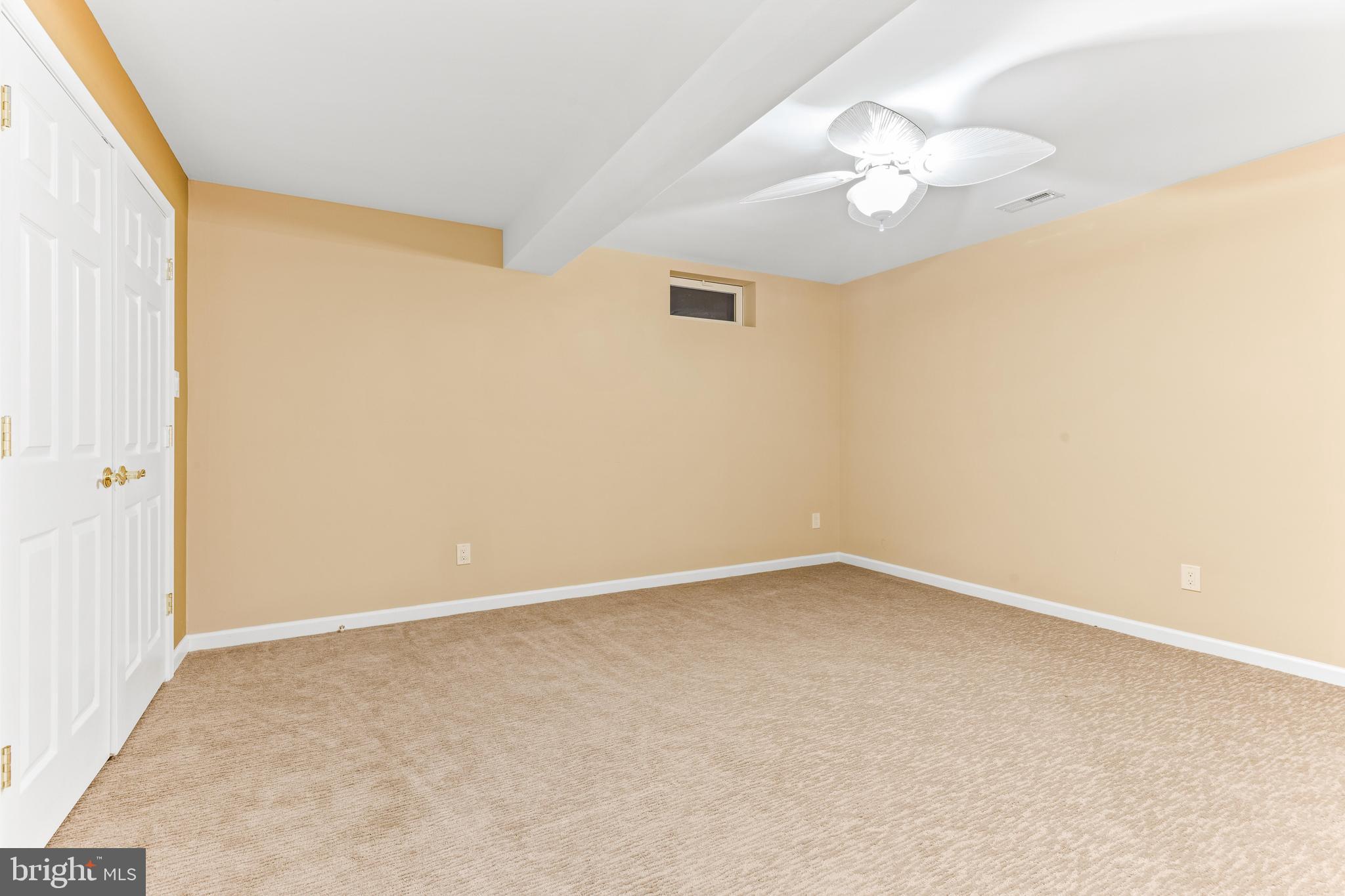 ELLICOTT MEADOWS - Residential