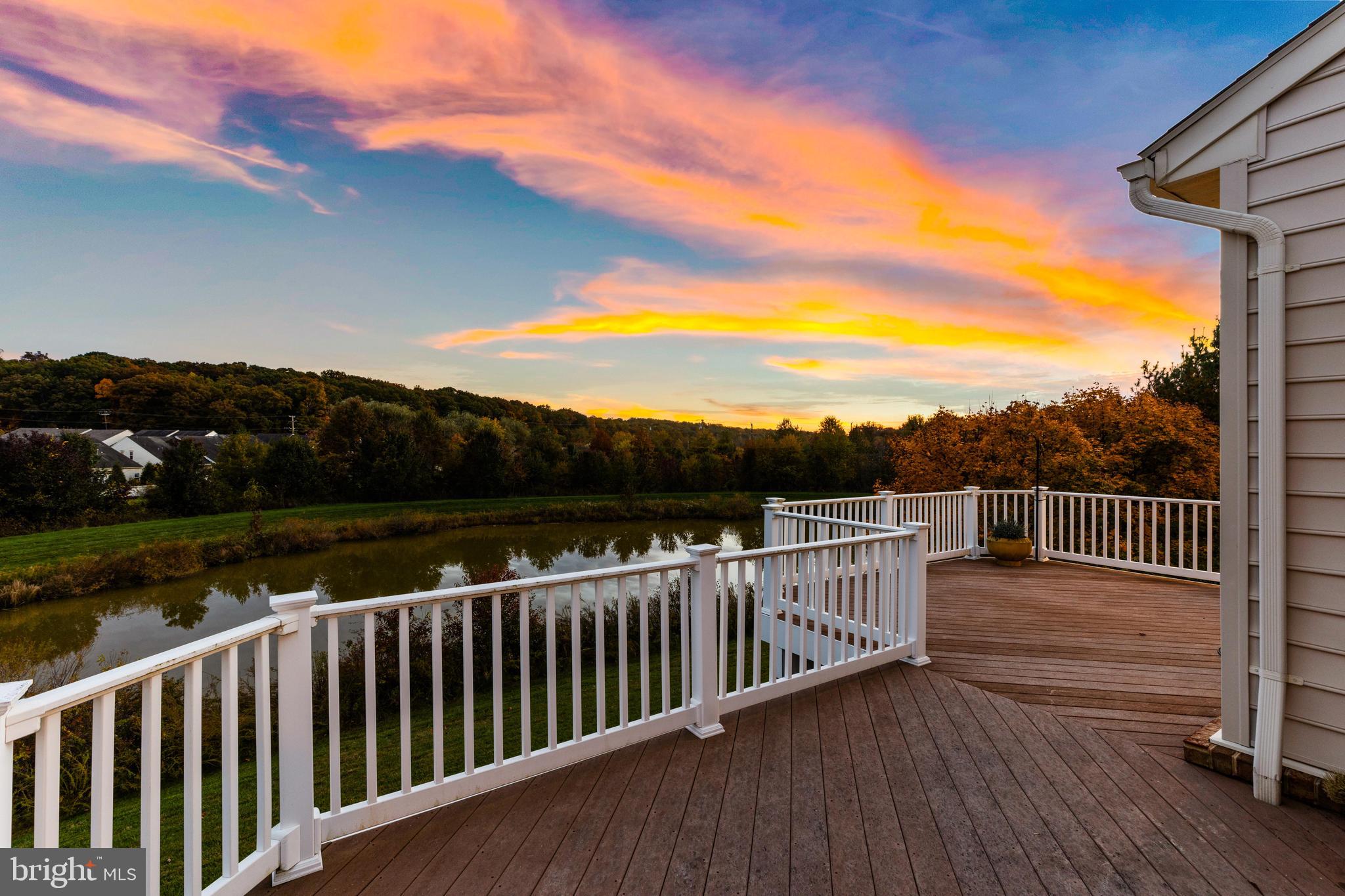 ELLICOTT MEADOWS - Residential