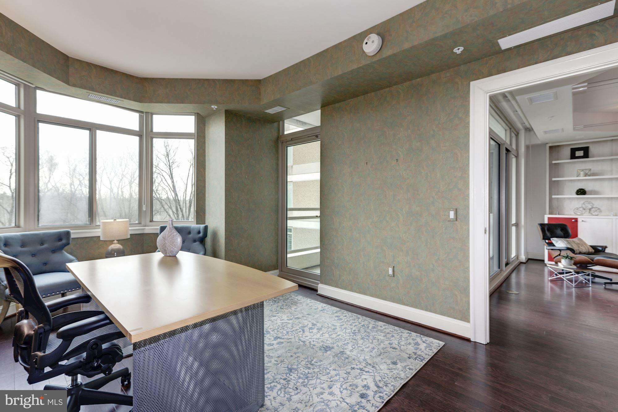 SOMERSET HOUSE CONDOS - Residential