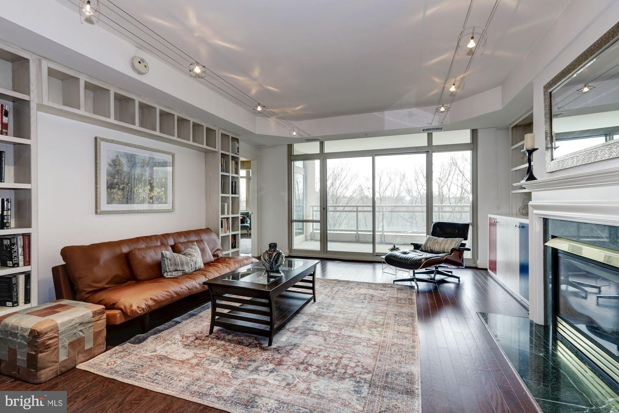 SOMERSET HOUSE CONDOS - Residential