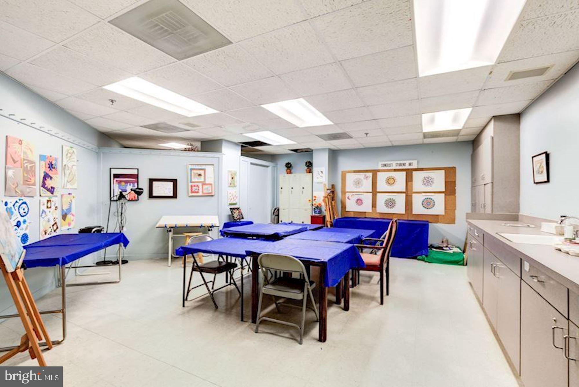 SOMERSET HOUSE CONDOS - Residential