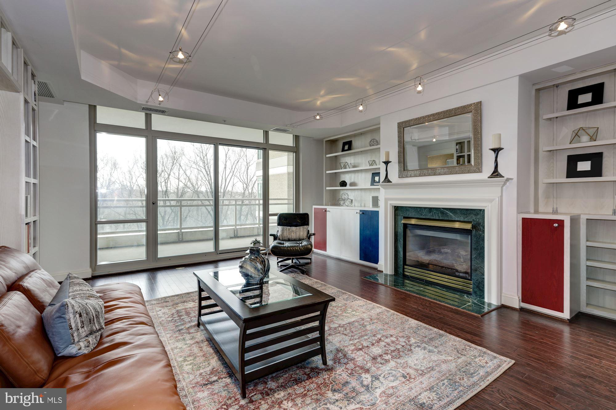 SOMERSET HOUSE CONDOS - Residential