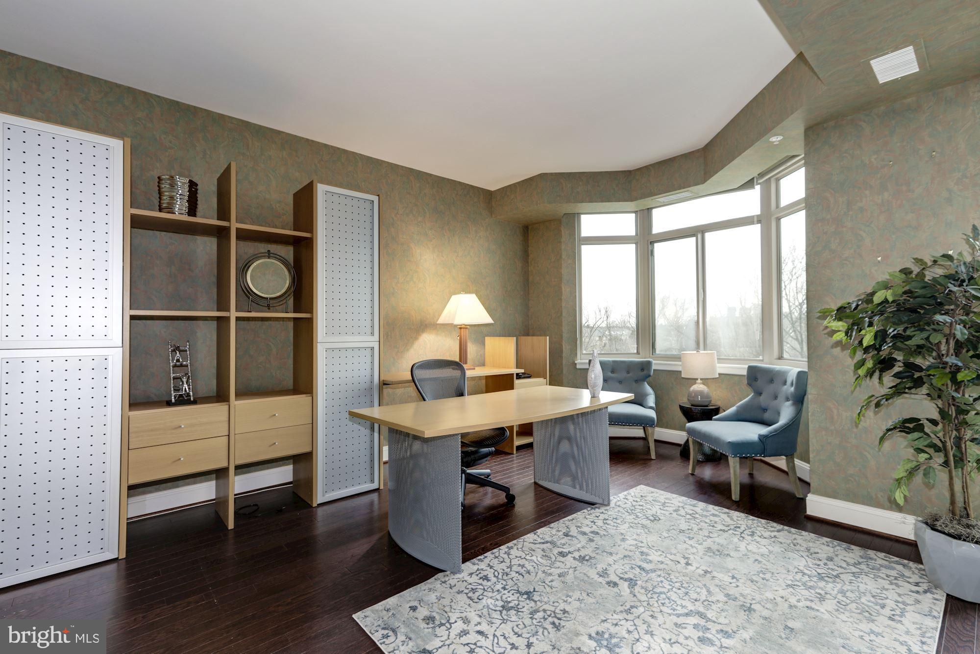 SOMERSET HOUSE CONDOS - Residential