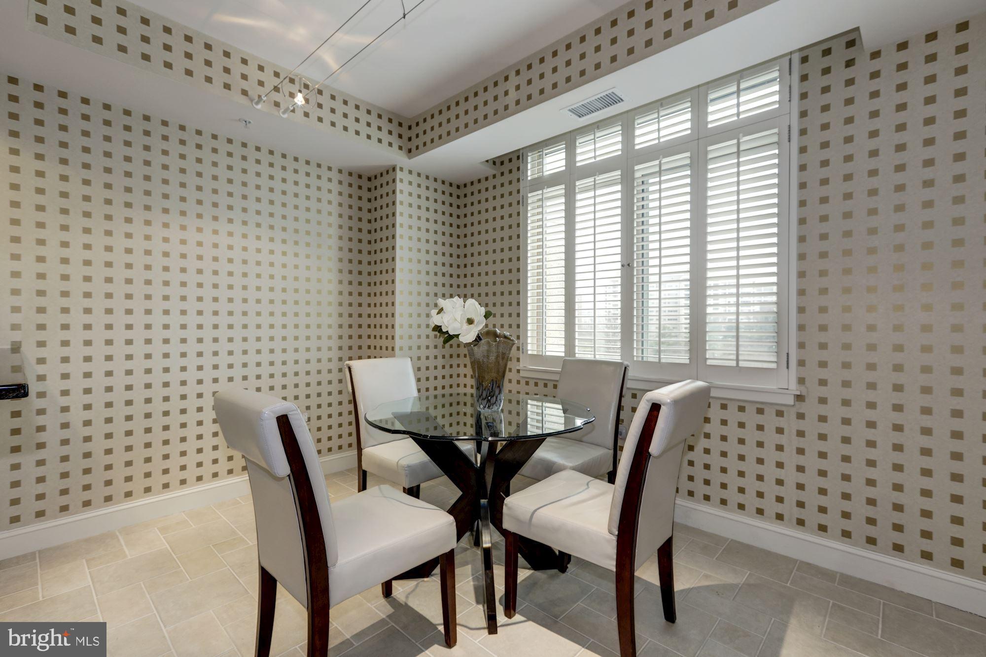 SOMERSET HOUSE CONDOS - Residential