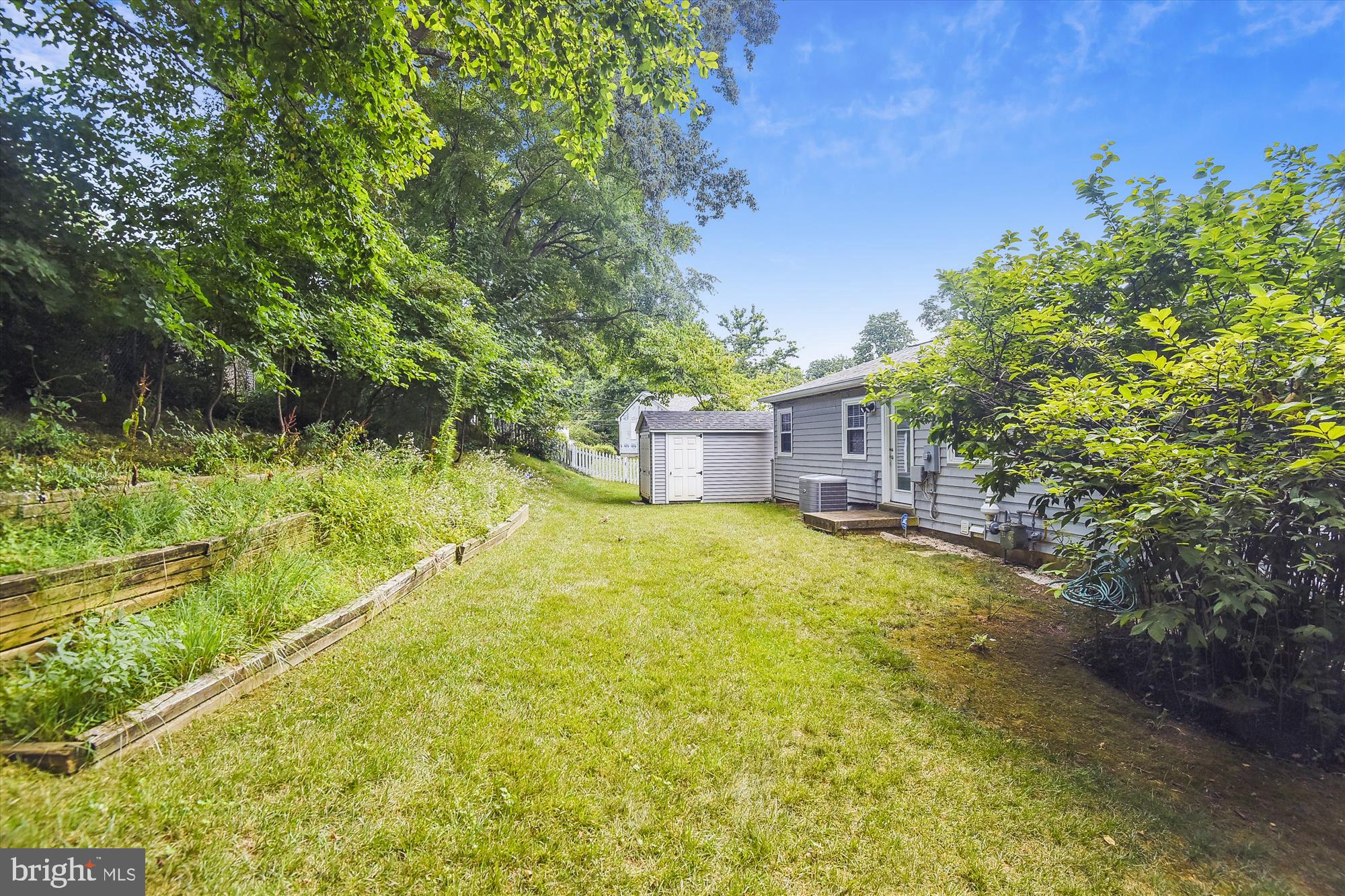 STONEWALL MANOR - Residential Lease