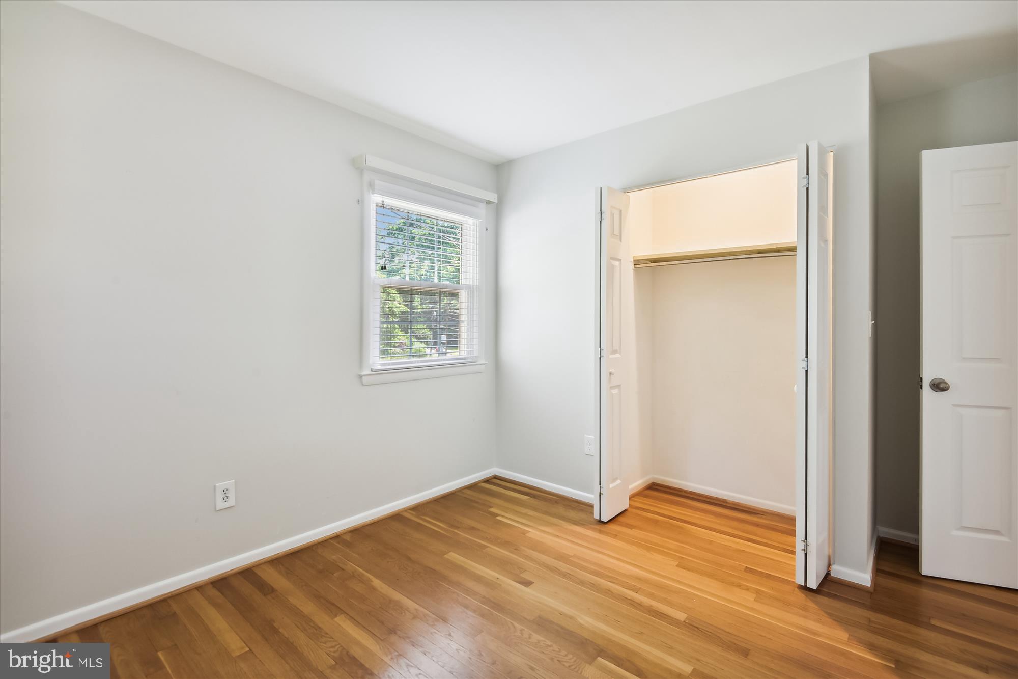 STONEWALL MANOR - Residential Lease