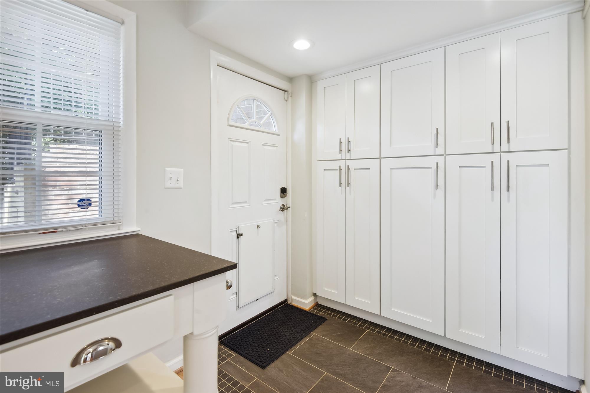 STONEWALL MANOR - Residential Lease