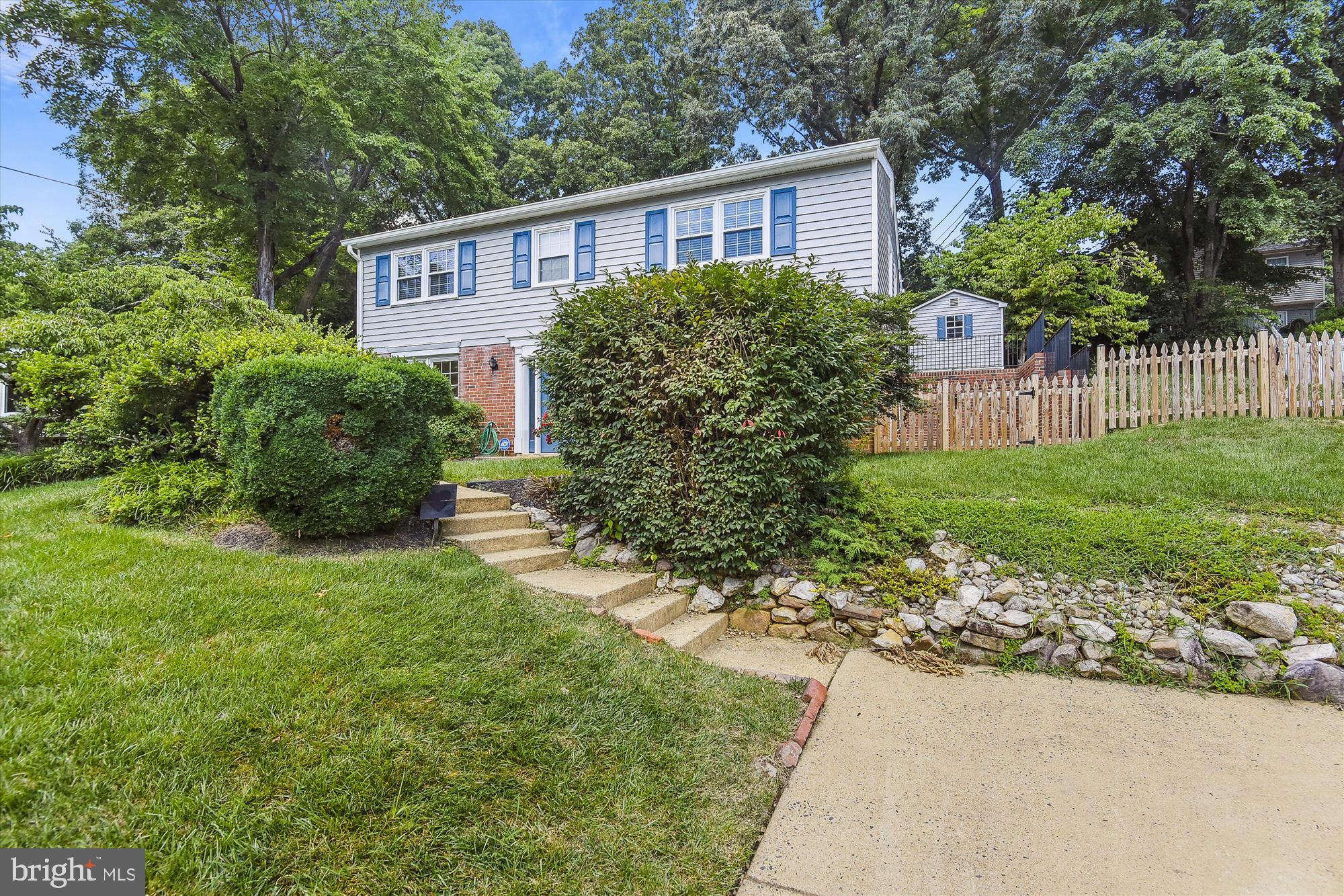 STONEWALL MANOR - Residential Lease