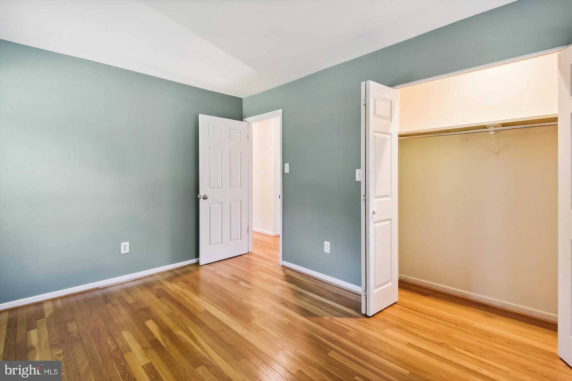 STONEWALL MANOR - Residential Lease