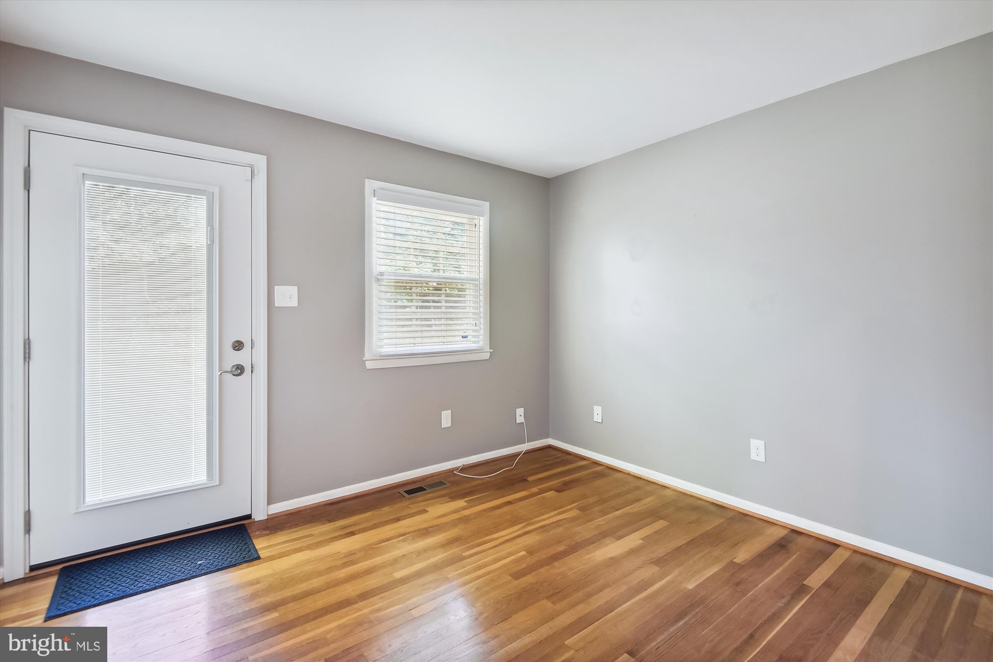 STONEWALL MANOR - Residential Lease