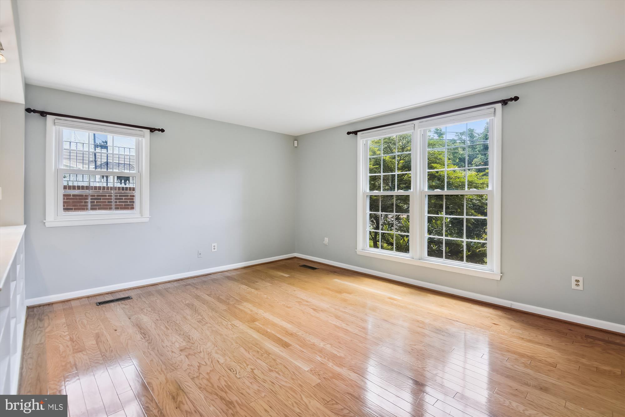 STONEWALL MANOR - Residential Lease