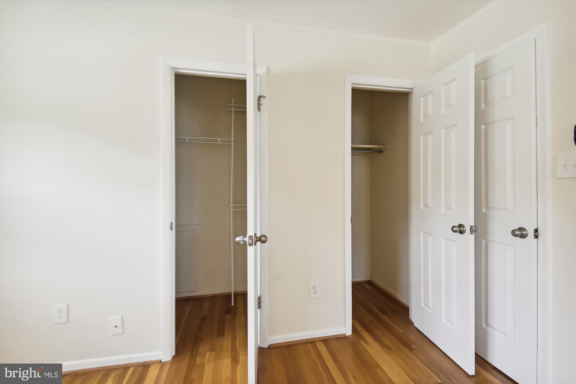 STONEWALL MANOR - Residential Lease