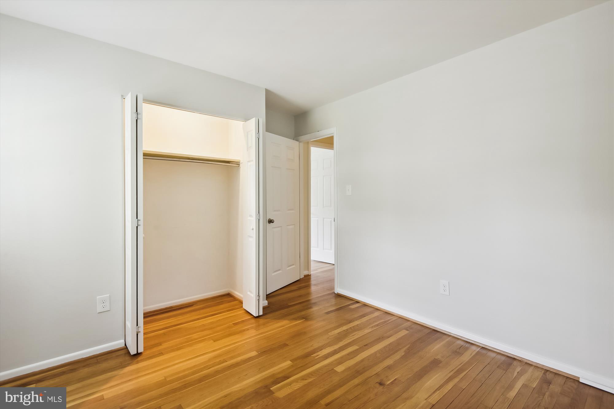 STONEWALL MANOR - Residential Lease