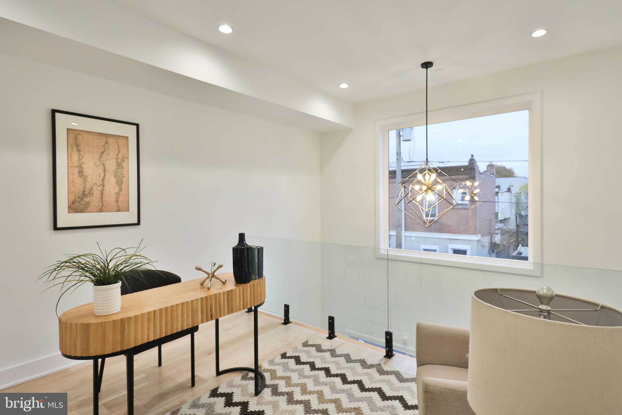 POINT BREEZE - Residential