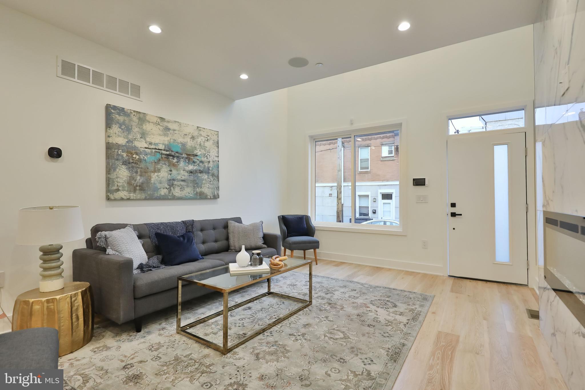 POINT BREEZE - Residential