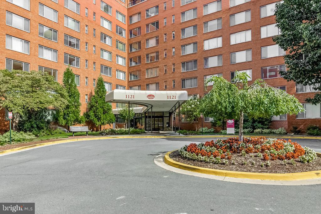 1121 ARLINGTON BOULEVARD 707
