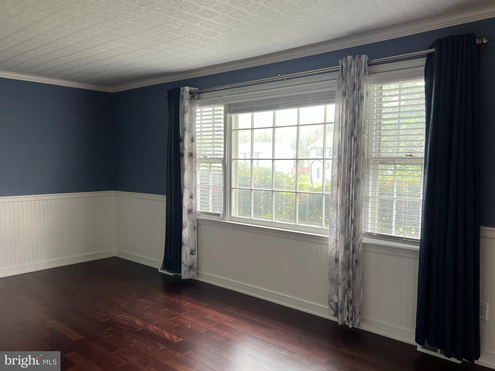 3305 EDGE LANE