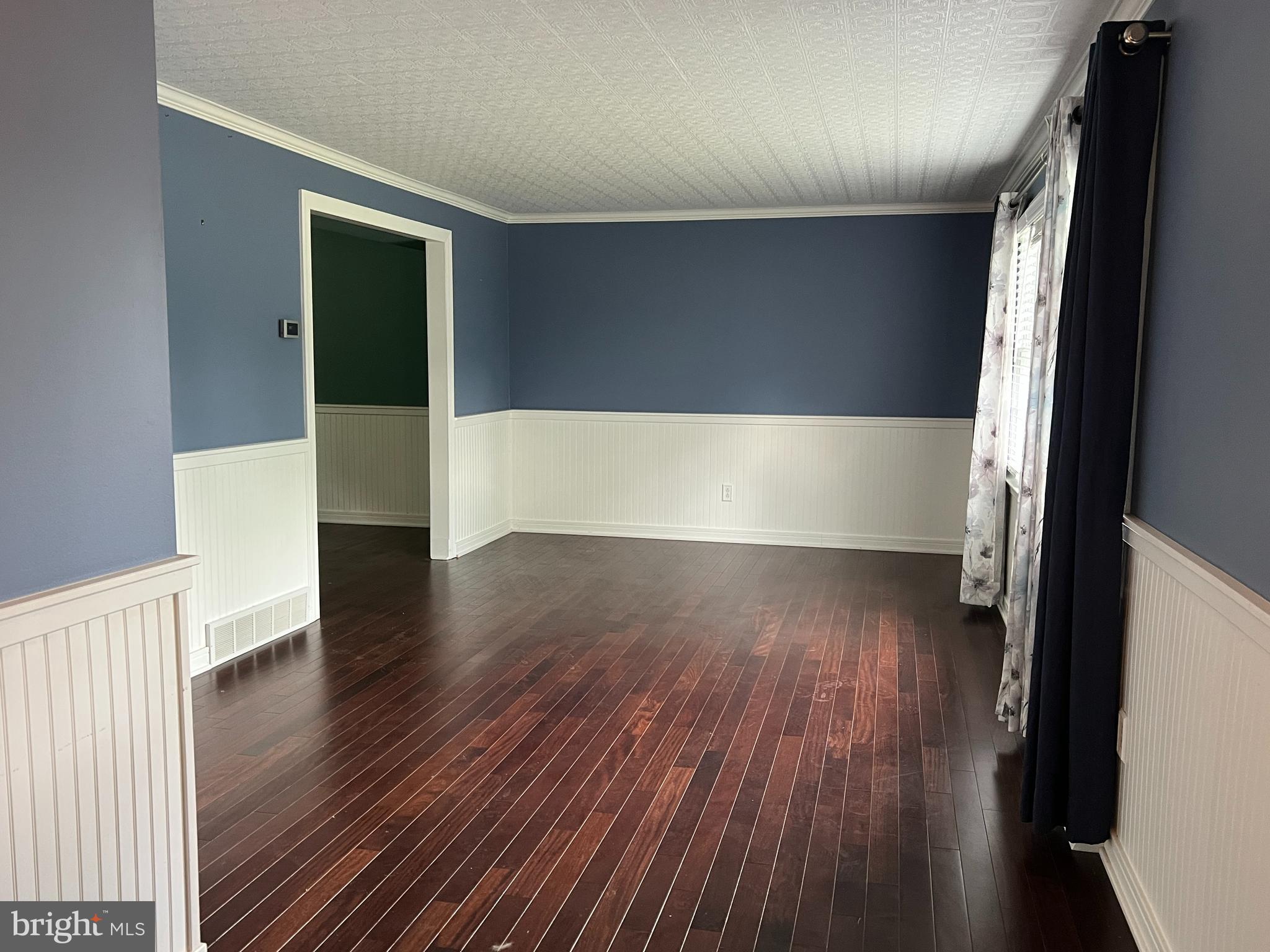 3305 EDGE LANE