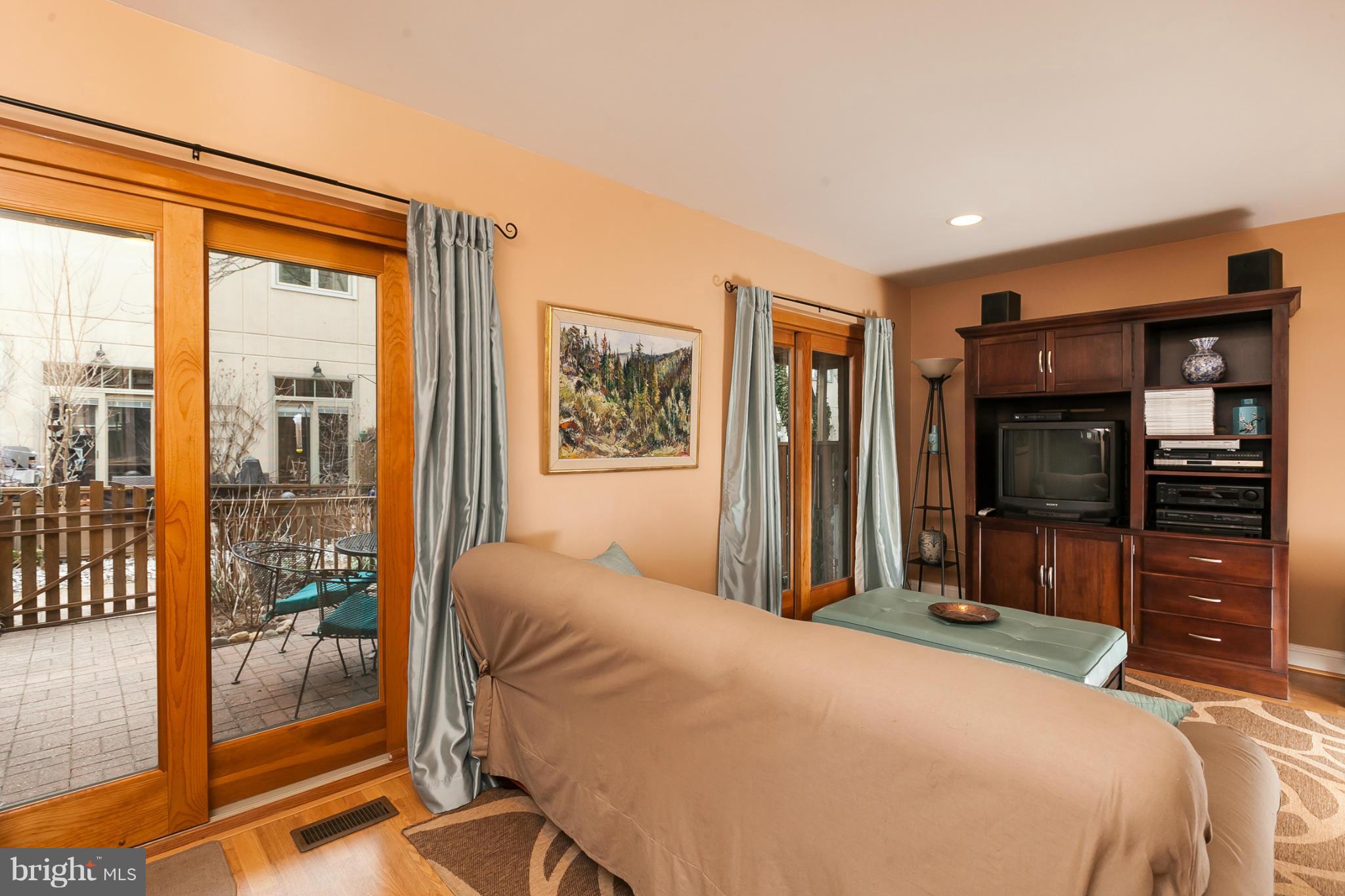 FEDERAL HILL HISTORIC DISTRICT - Residential