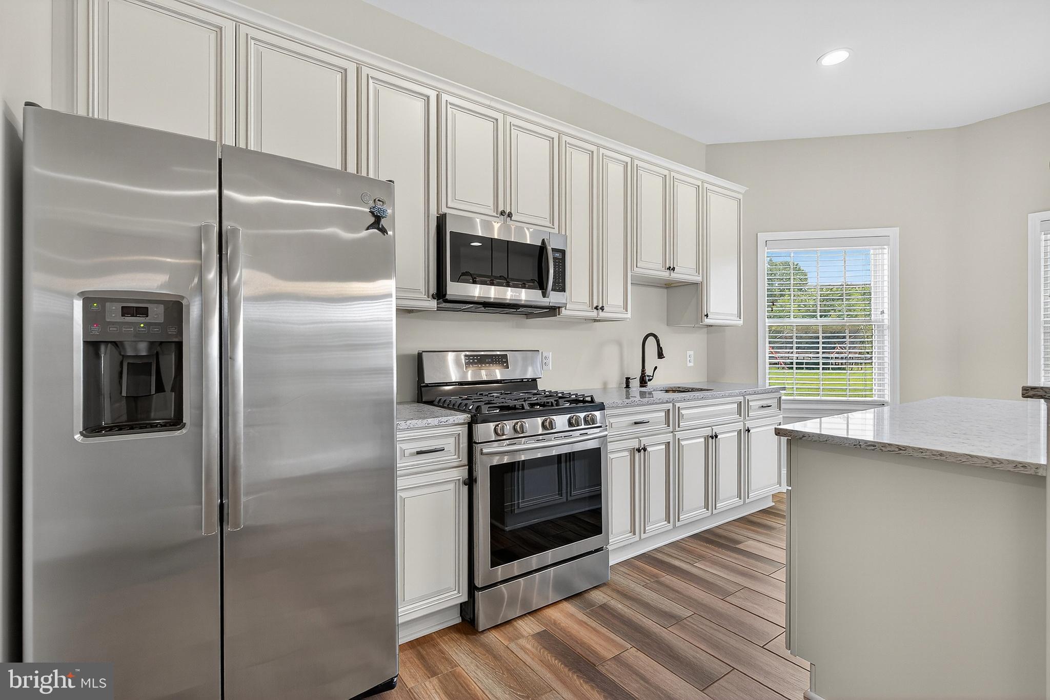 THE RESERVE AT TRIADELPHIA CROSSING - Residential