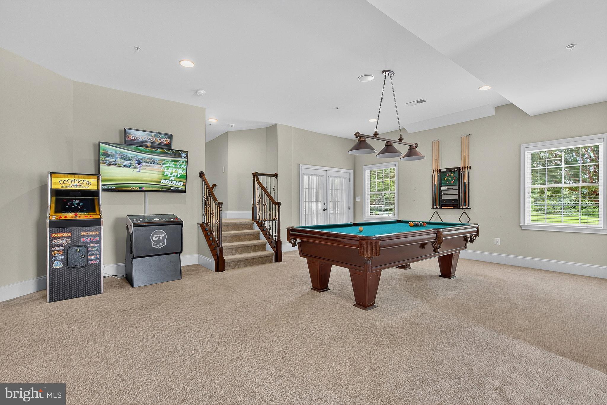 THE RESERVE AT TRIADELPHIA CROSSING - Residential