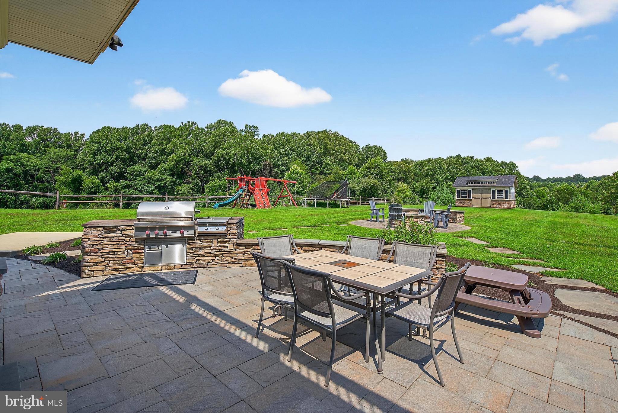 THE RESERVE AT TRIADELPHIA CROSSING - Residential