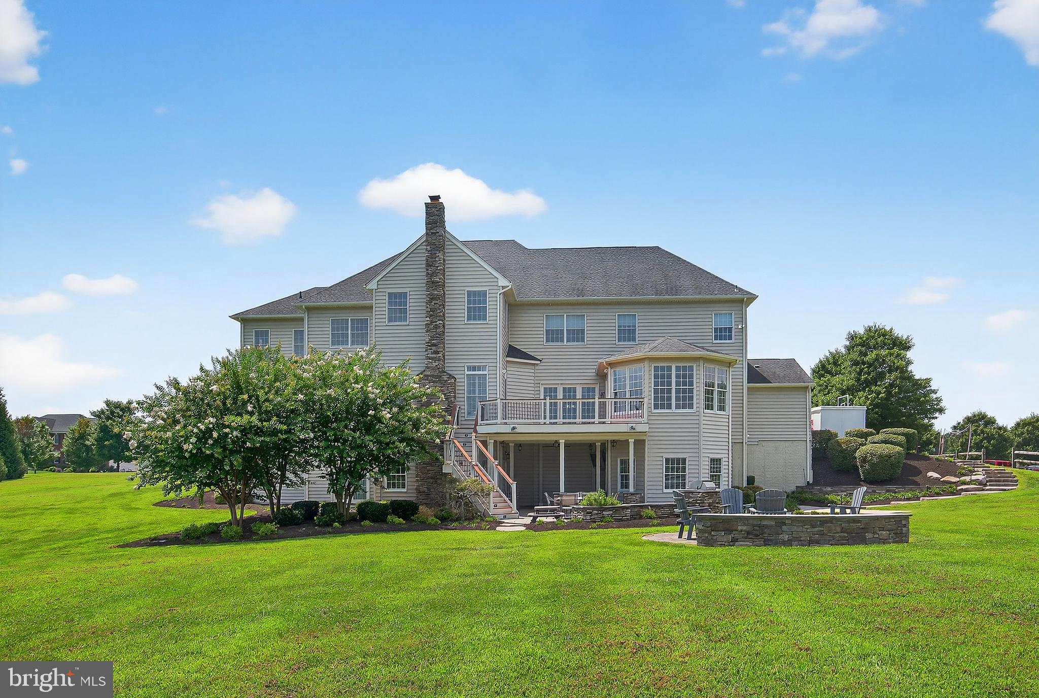 THE RESERVE AT TRIADELPHIA CROSSING - Residential