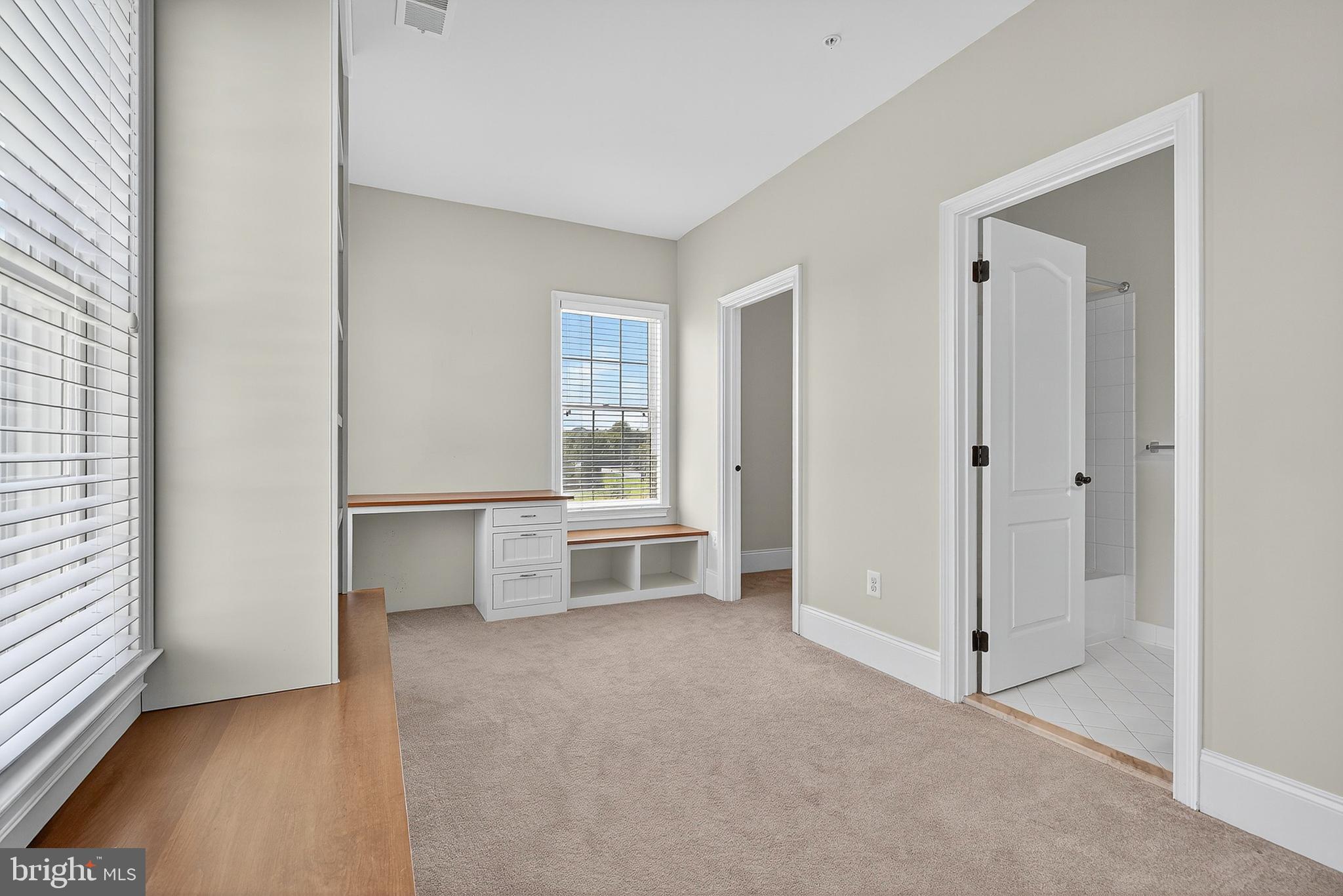 THE RESERVE AT TRIADELPHIA CROSSING - Residential