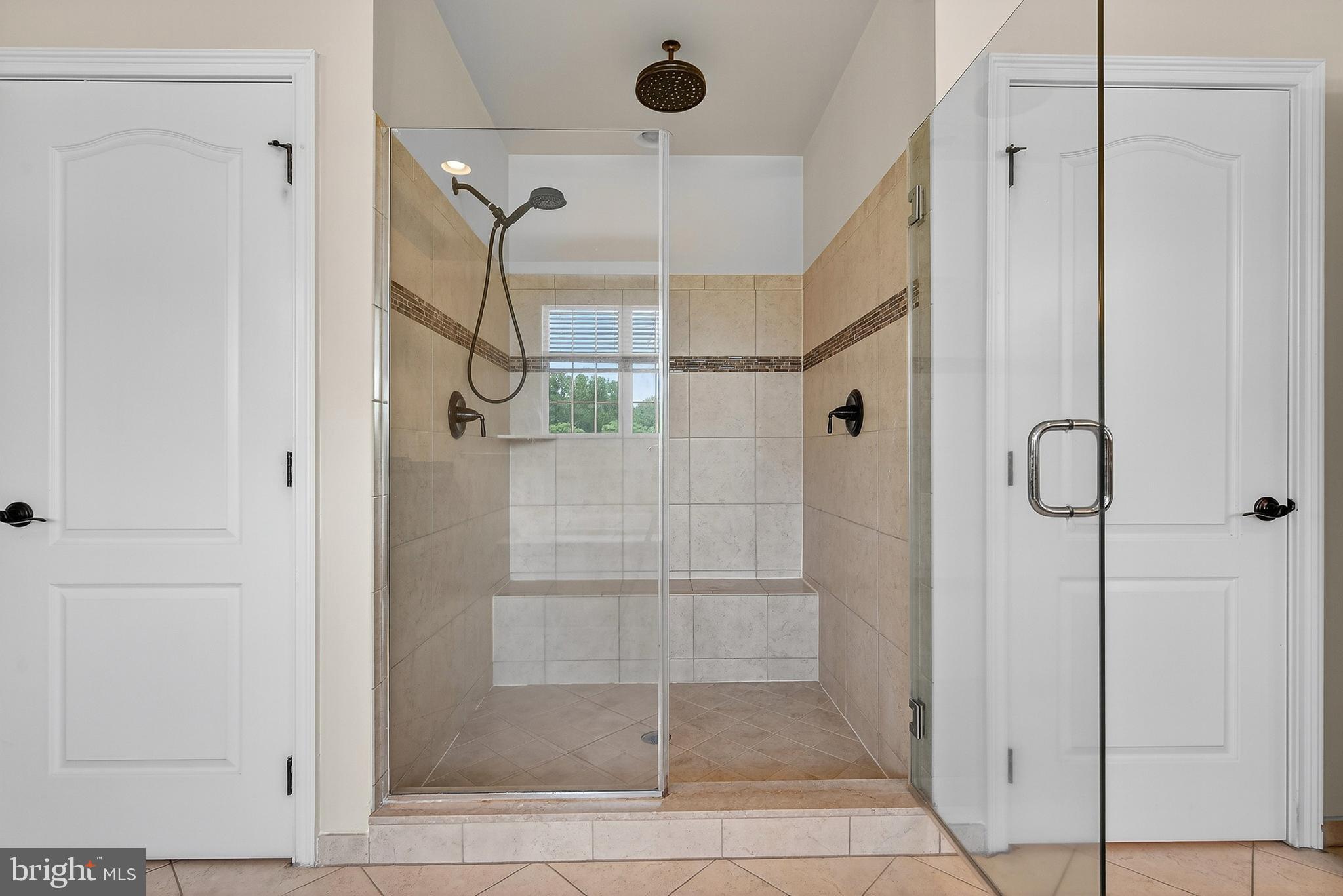 THE RESERVE AT TRIADELPHIA CROSSING - Residential