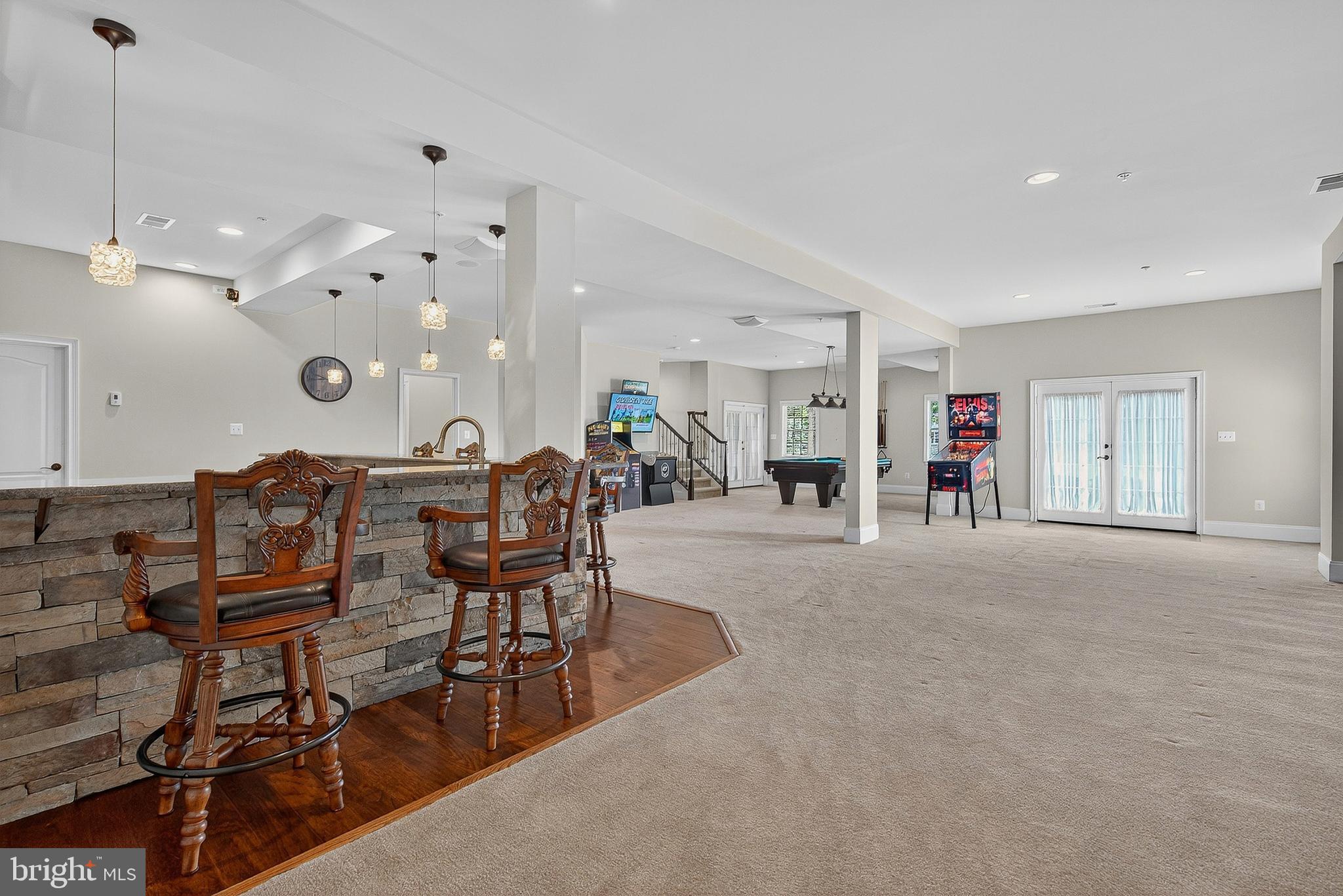 THE RESERVE AT TRIADELPHIA CROSSING - Residential