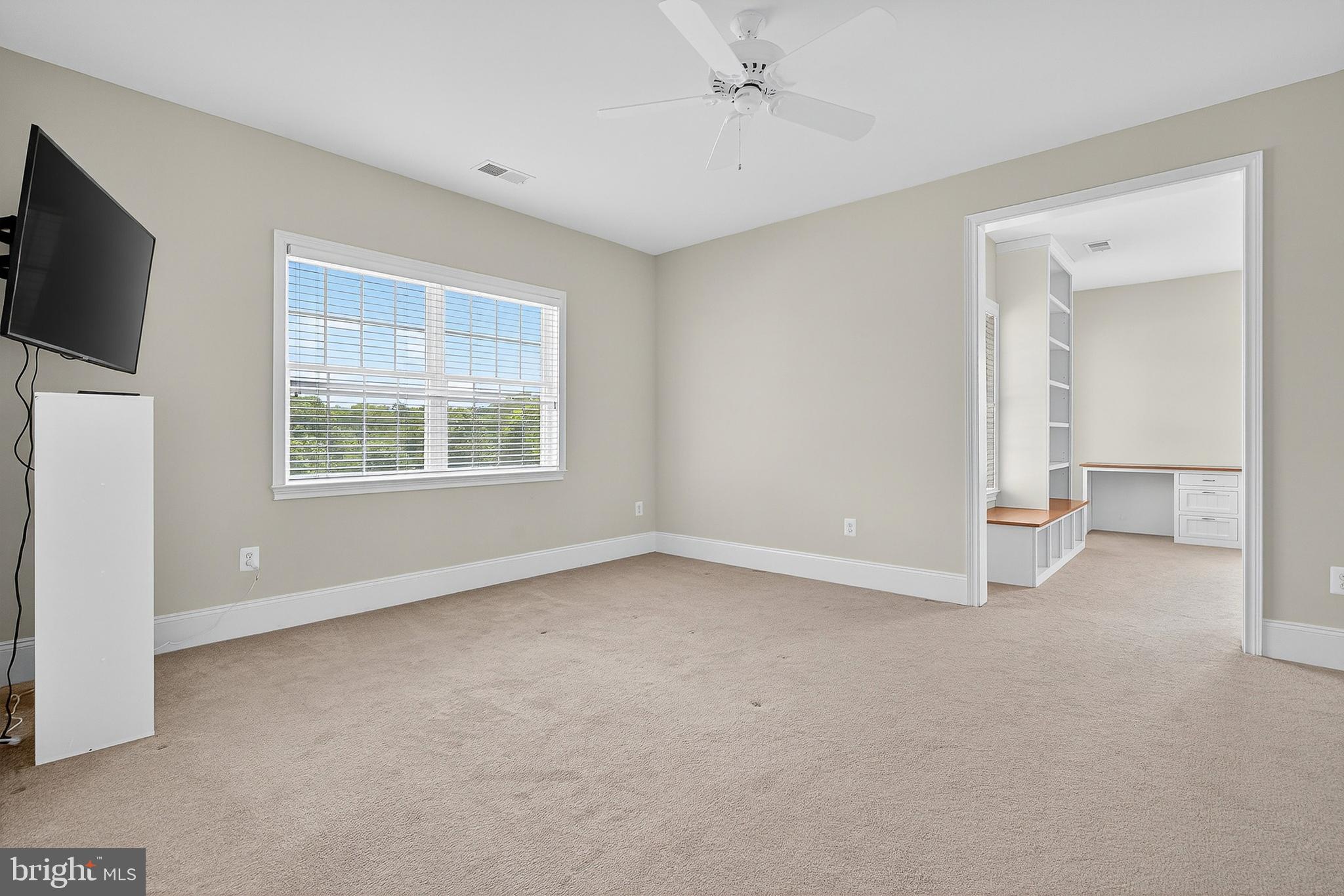 THE RESERVE AT TRIADELPHIA CROSSING - Residential