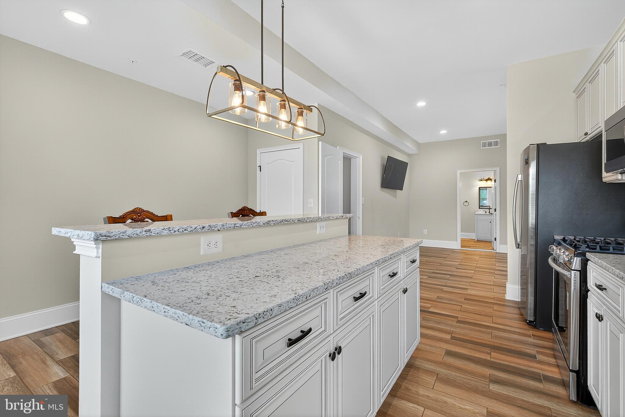 THE RESERVE AT TRIADELPHIA CROSSING - Residential