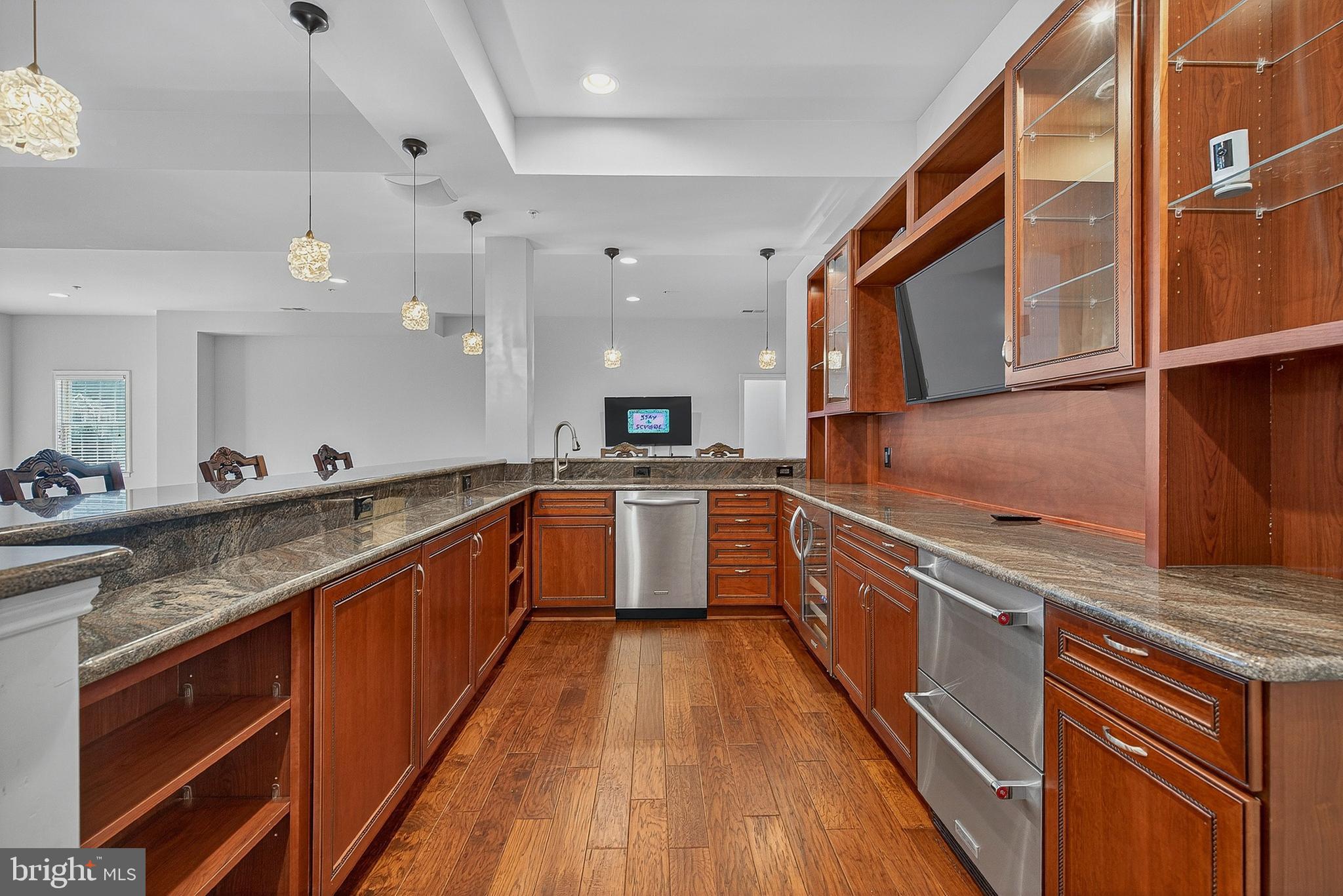 THE RESERVE AT TRIADELPHIA CROSSING - Residential