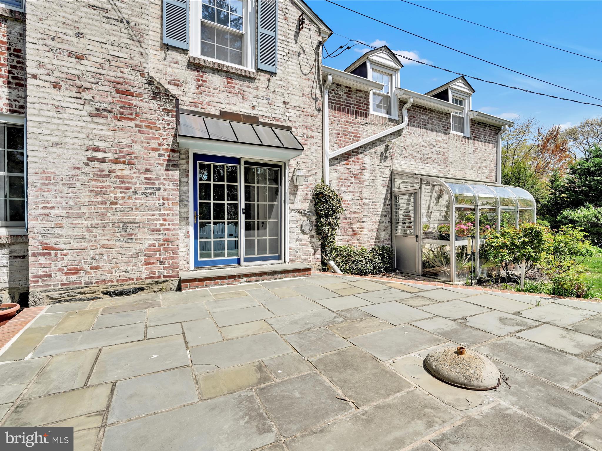 WYNNEWOOD - Residential