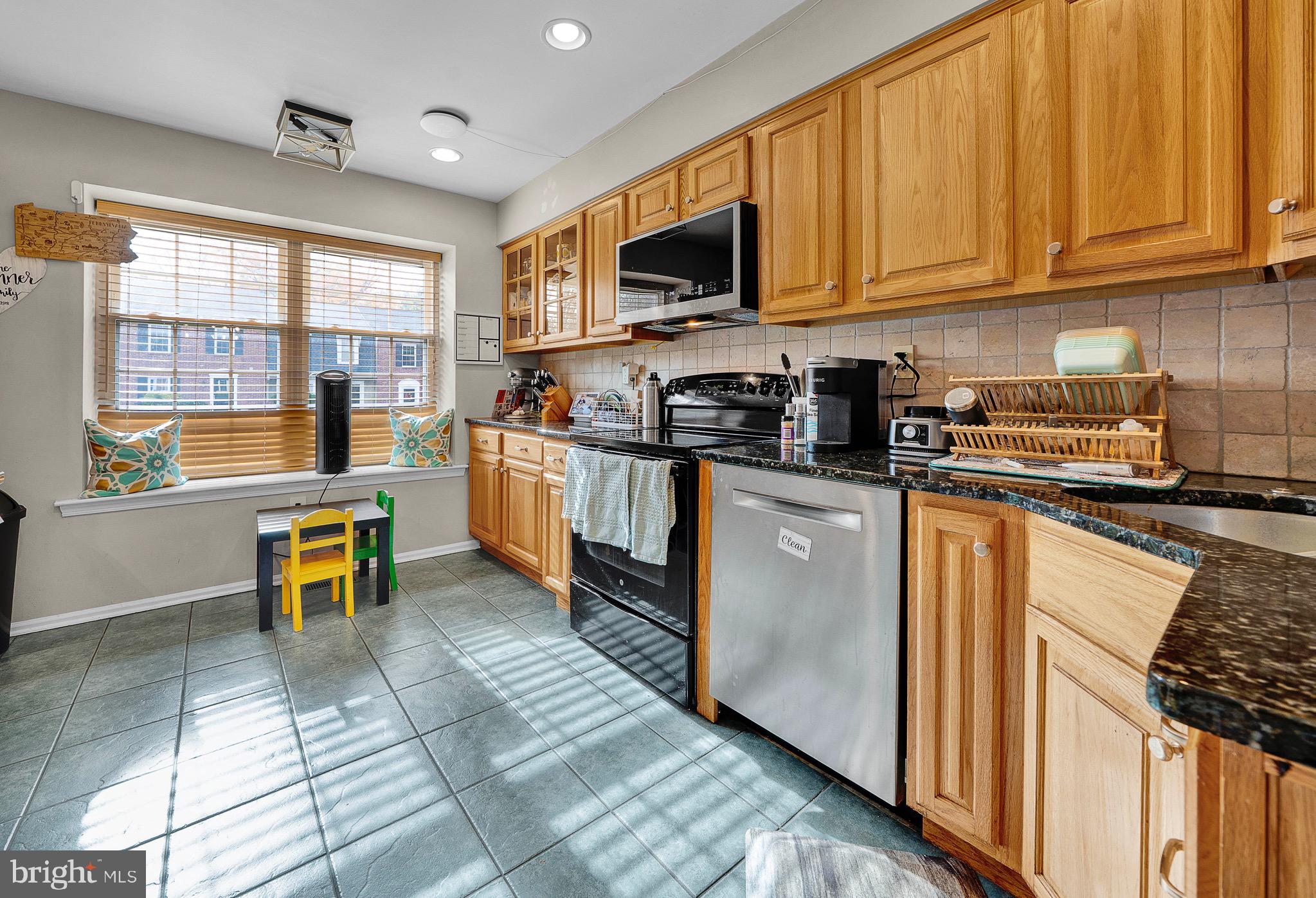 ARROWHEAD - Residential Lease