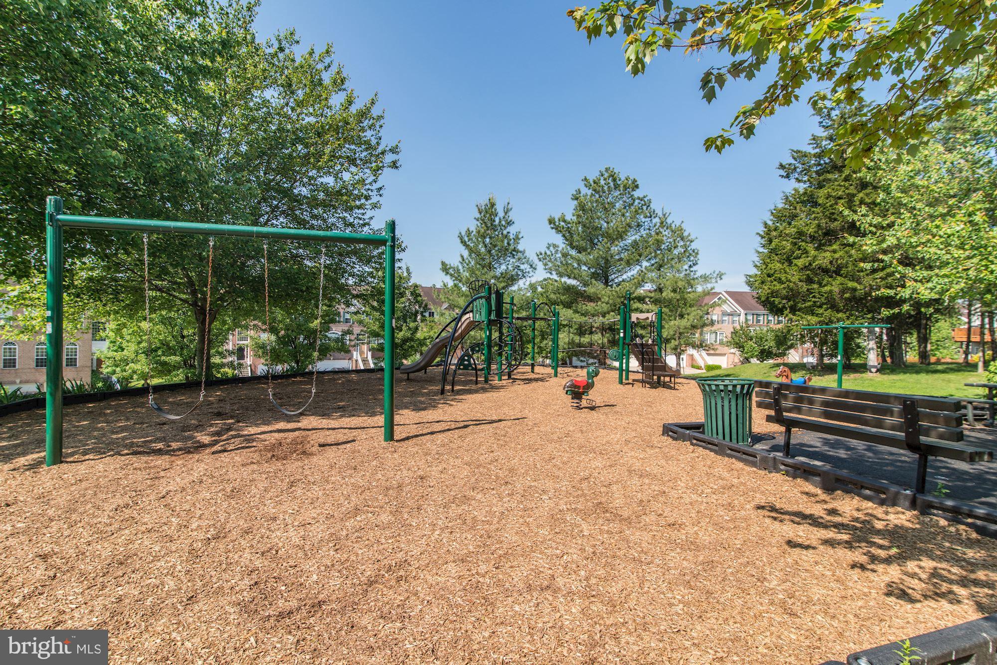 RED ROCK TOWNHOMES - Residential