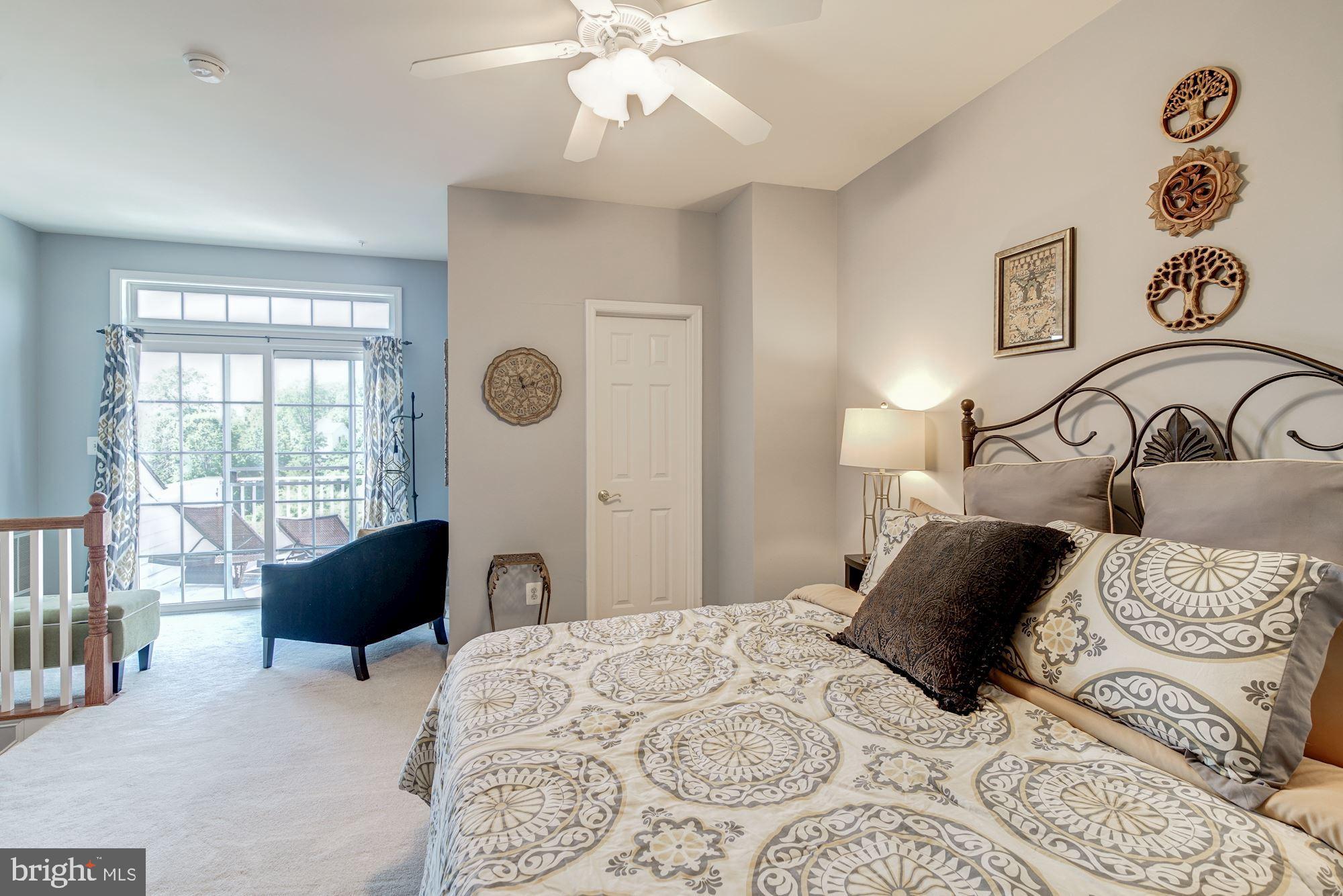 RED ROCK TOWNHOMES - Residential