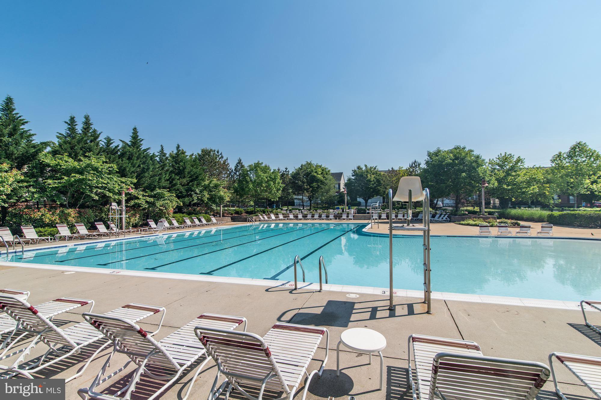 RED ROCK TOWNHOMES - Residential