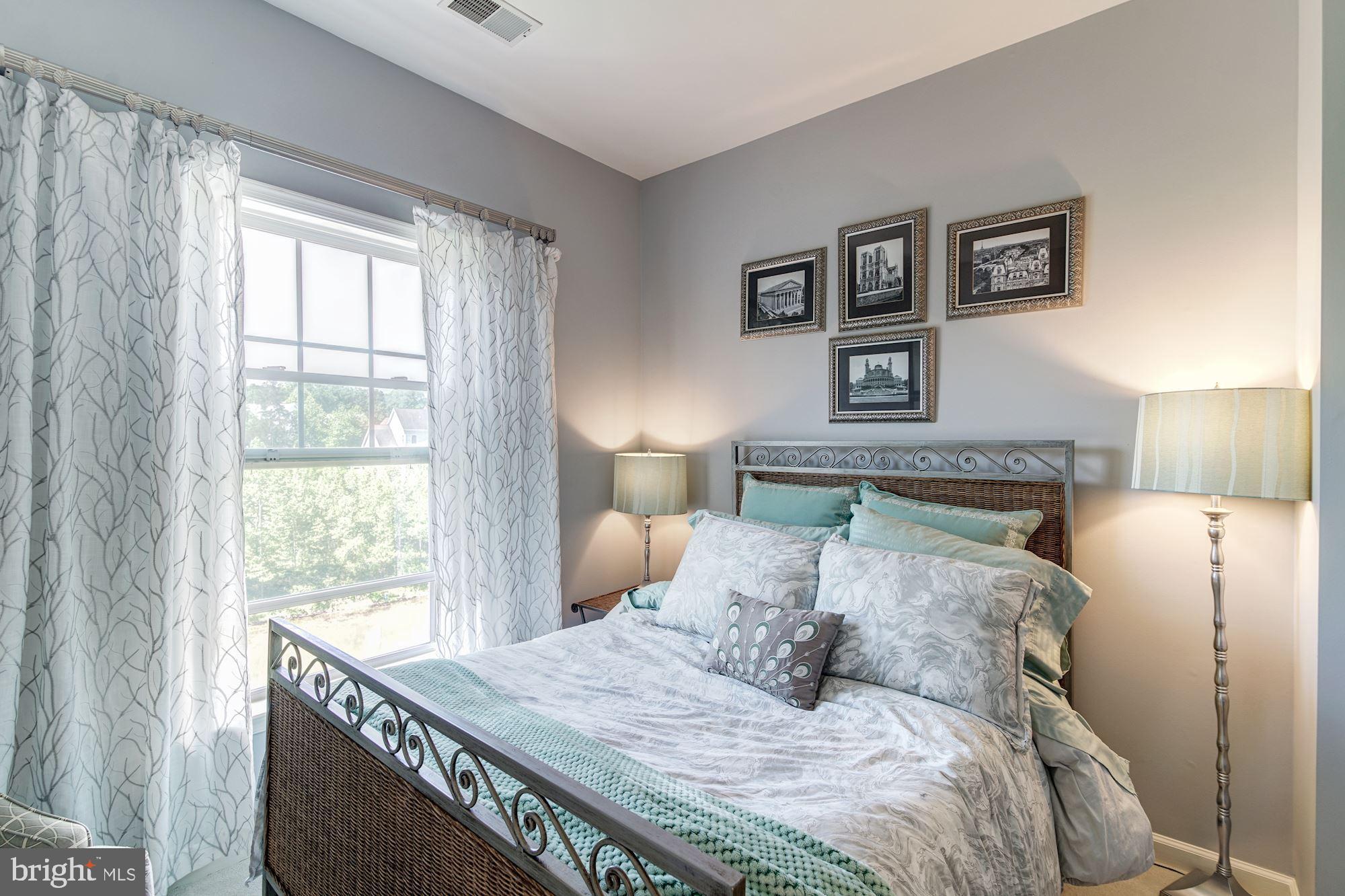 RED ROCK TOWNHOMES - Residential