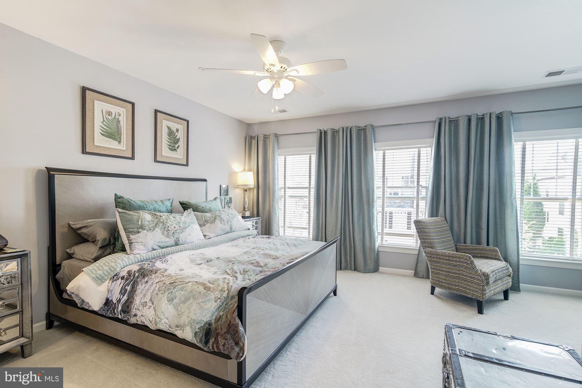 RED ROCK TOWNHOMES - Residential